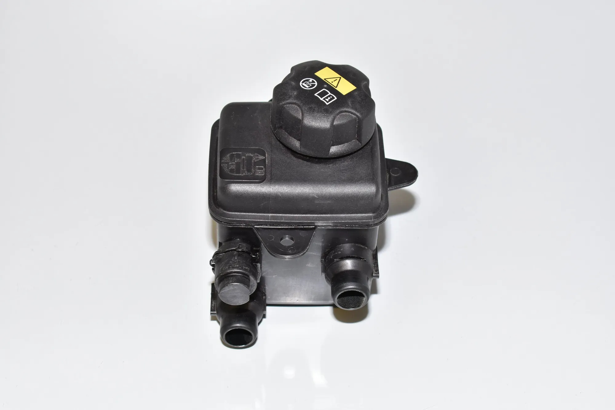 Expansion Tank – OEM 9327150 · BMW i3 (I01) Electric 2018 – 2