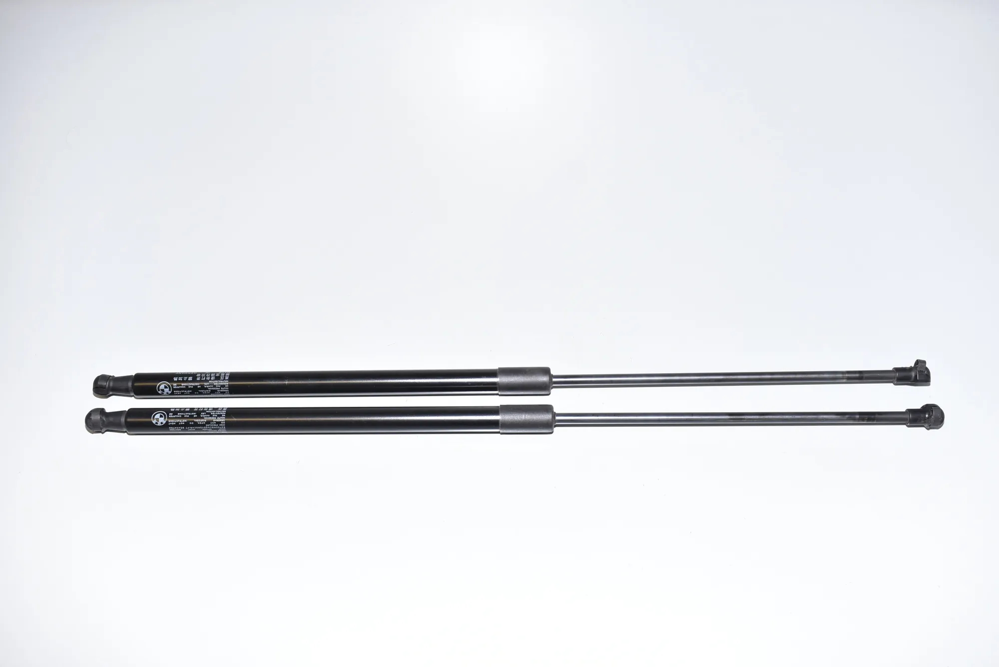 Right Side Tailgate Gas Strut – OEM 7296775 · BMW i3 (I01) Electric 2018