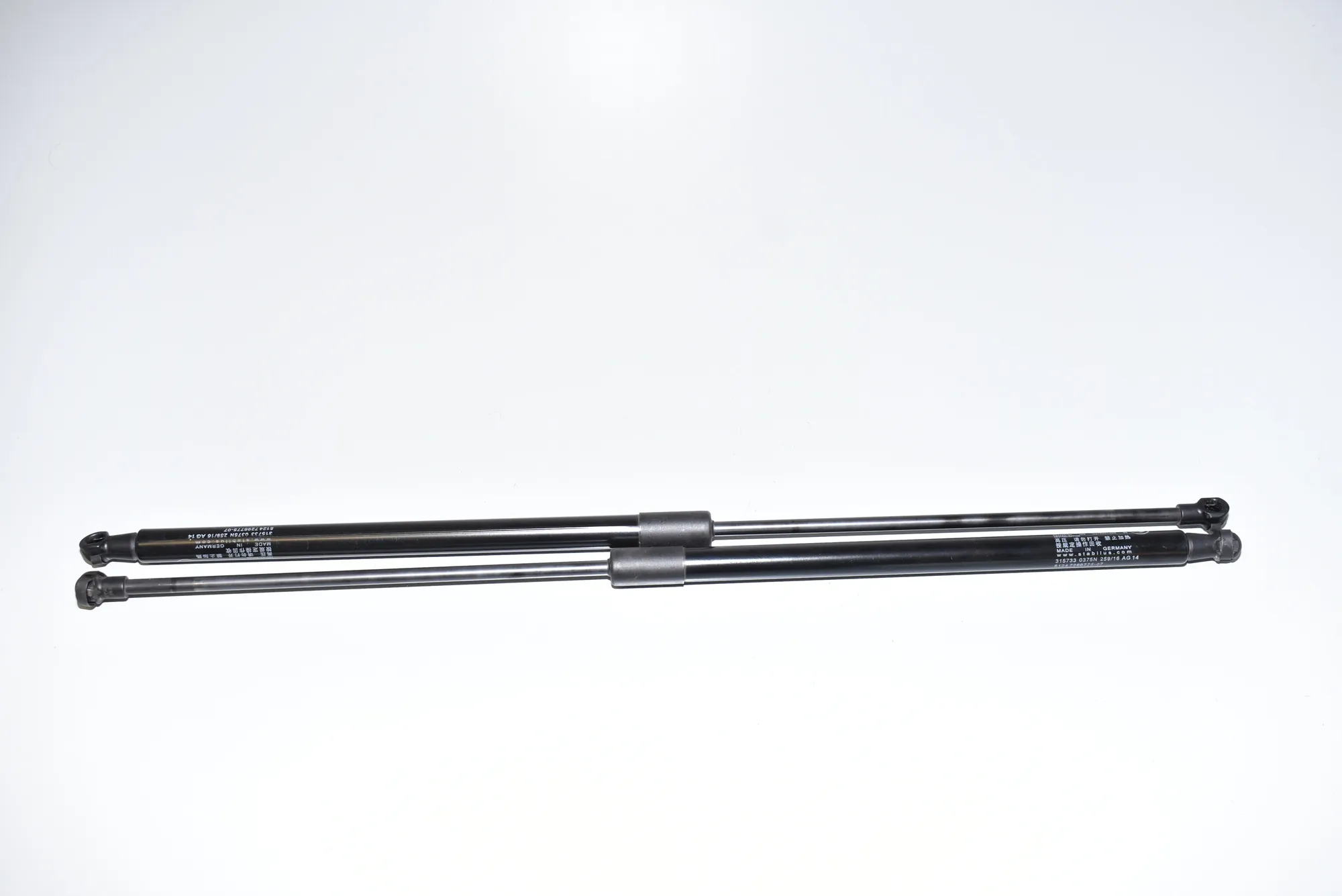 Right Side Tailgate Gas Strut – OEM 7296775 · BMW i3 (I01) Electric 2018 – 2