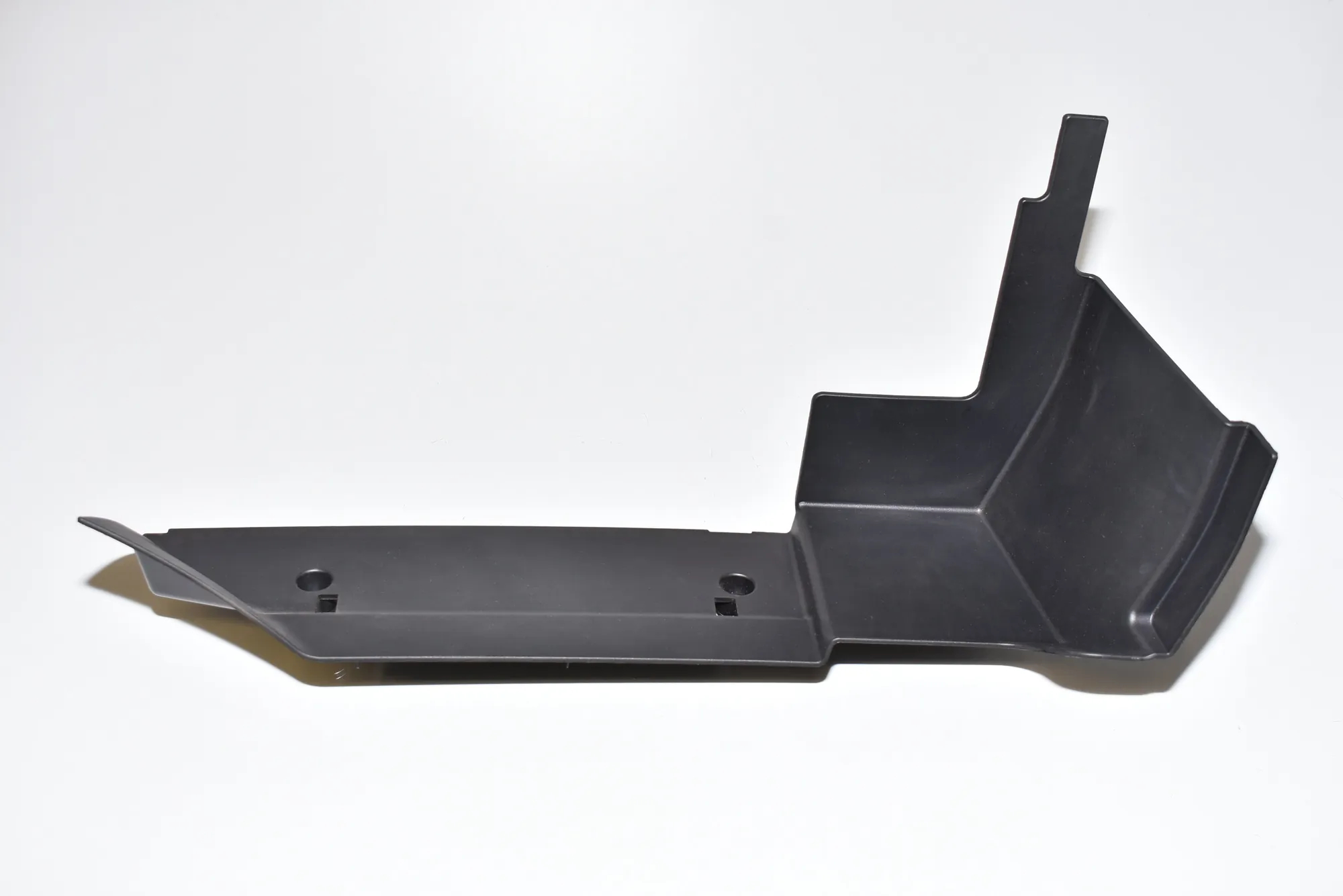 Dashboard Lower Trim – OEM 9283033 · BMW i3 (I01) Electric 2018 – 2