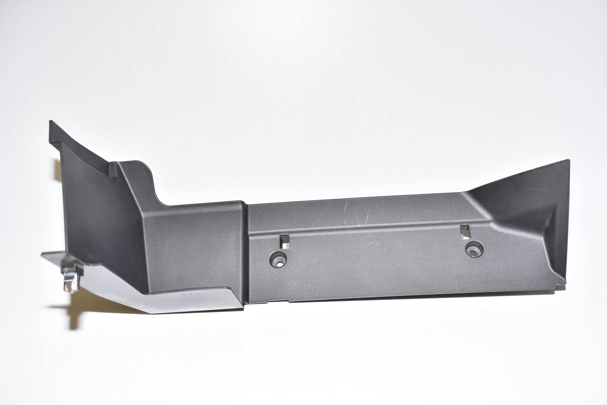 Dashboard Lower Trim – OEM 9283033 · BMW i3 (I01) Electric 2018