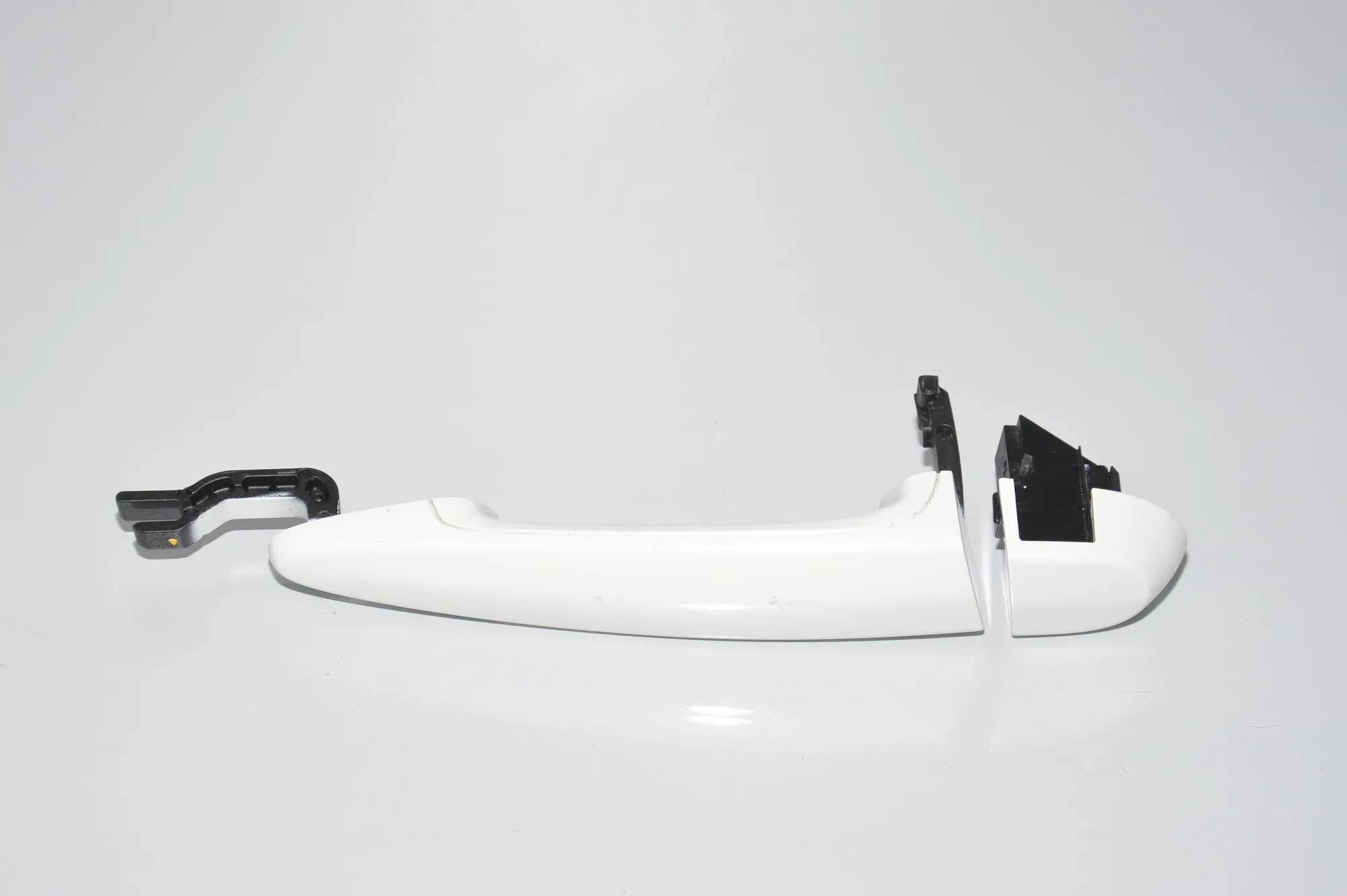 Rear Right Door Exterior Handle · BMW 3 Touring (E91) BMW 3 Touring (E91) 318 d 2008
