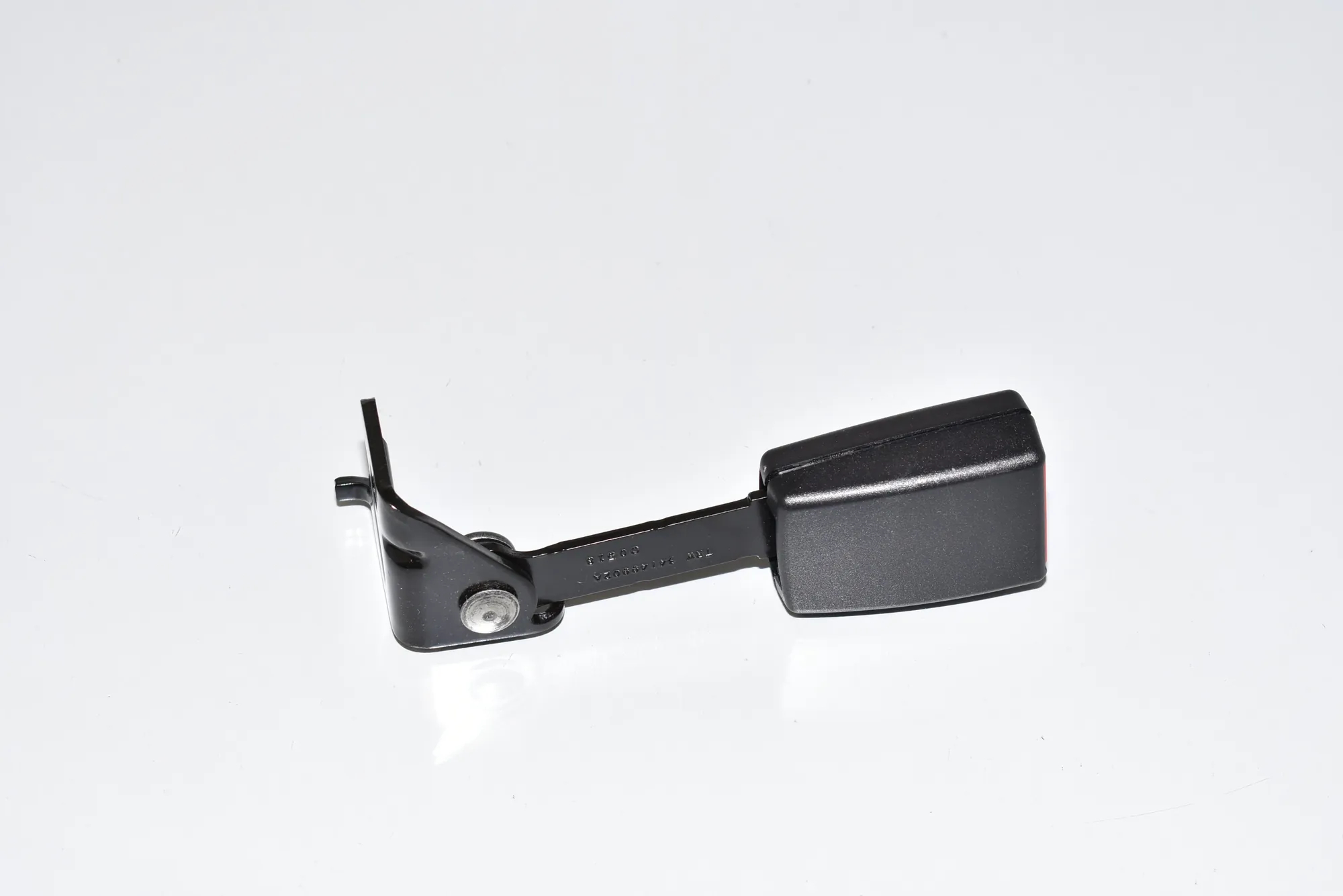 Rear Right Seat Buckle – OEM 7347726 · BMW i3 (I01) Electric 2018 – 3