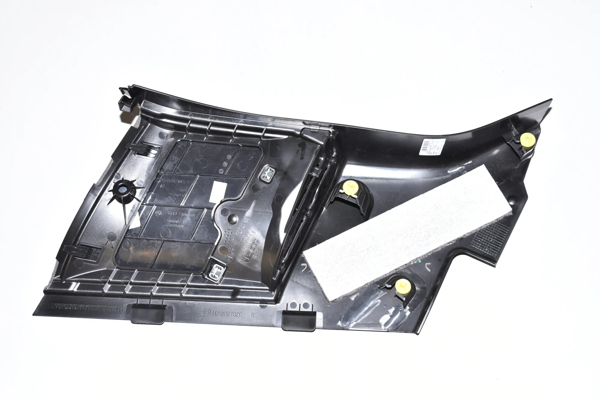 Right Side Pillar Trim – OEM 7272428 · BMW i3 (I01) Electric 2018 – 3