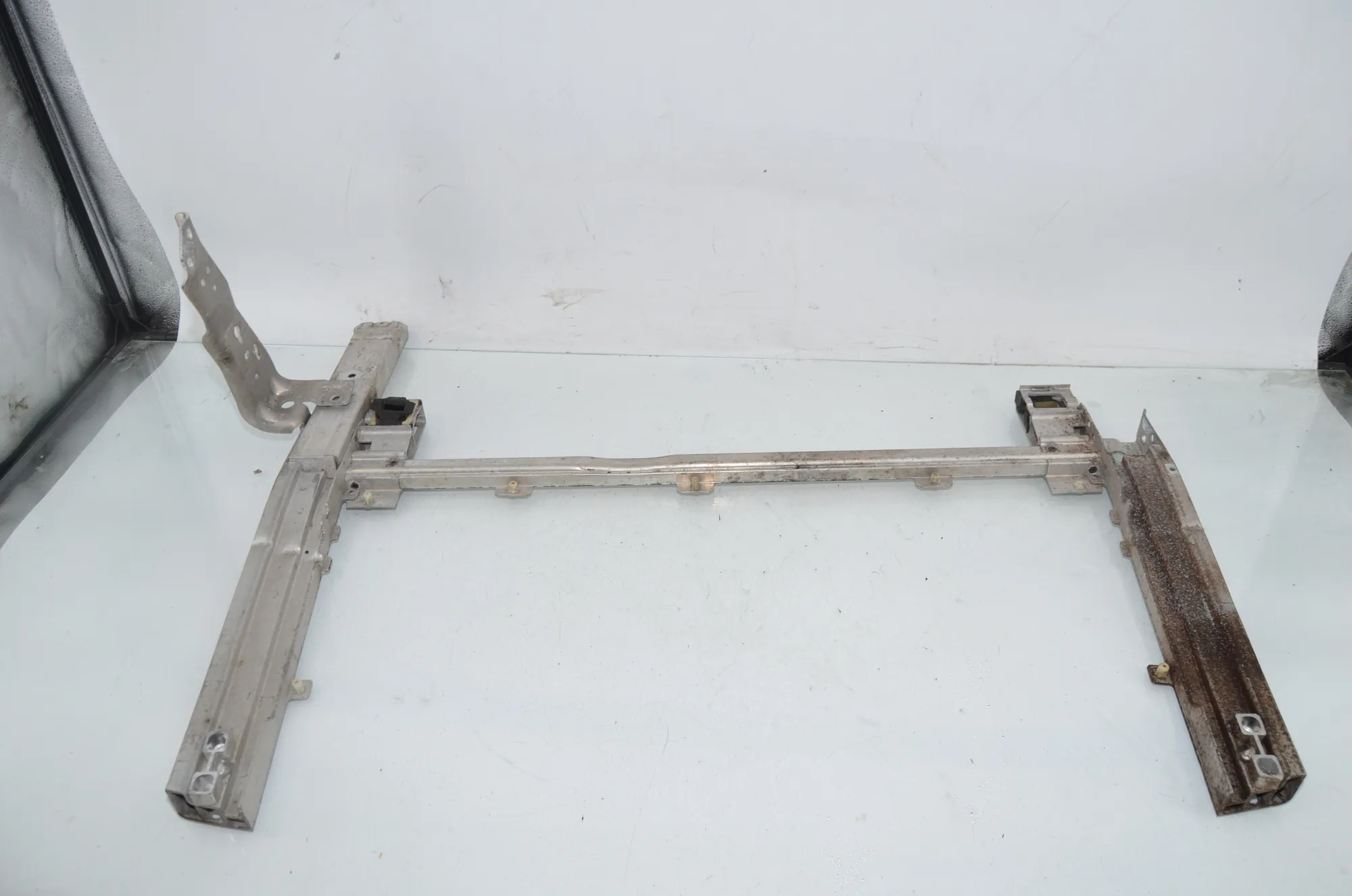 Other Body Parts – OEM 7301603 · BMW X1 (F48) xDrive 18 d 2016 – 2