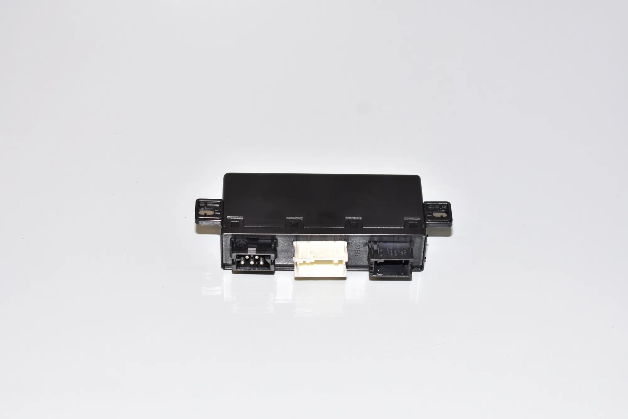 Front Left Door Control Unit – OEM 6904245 · BMW 5 (E39) 525 d 2003 – 3