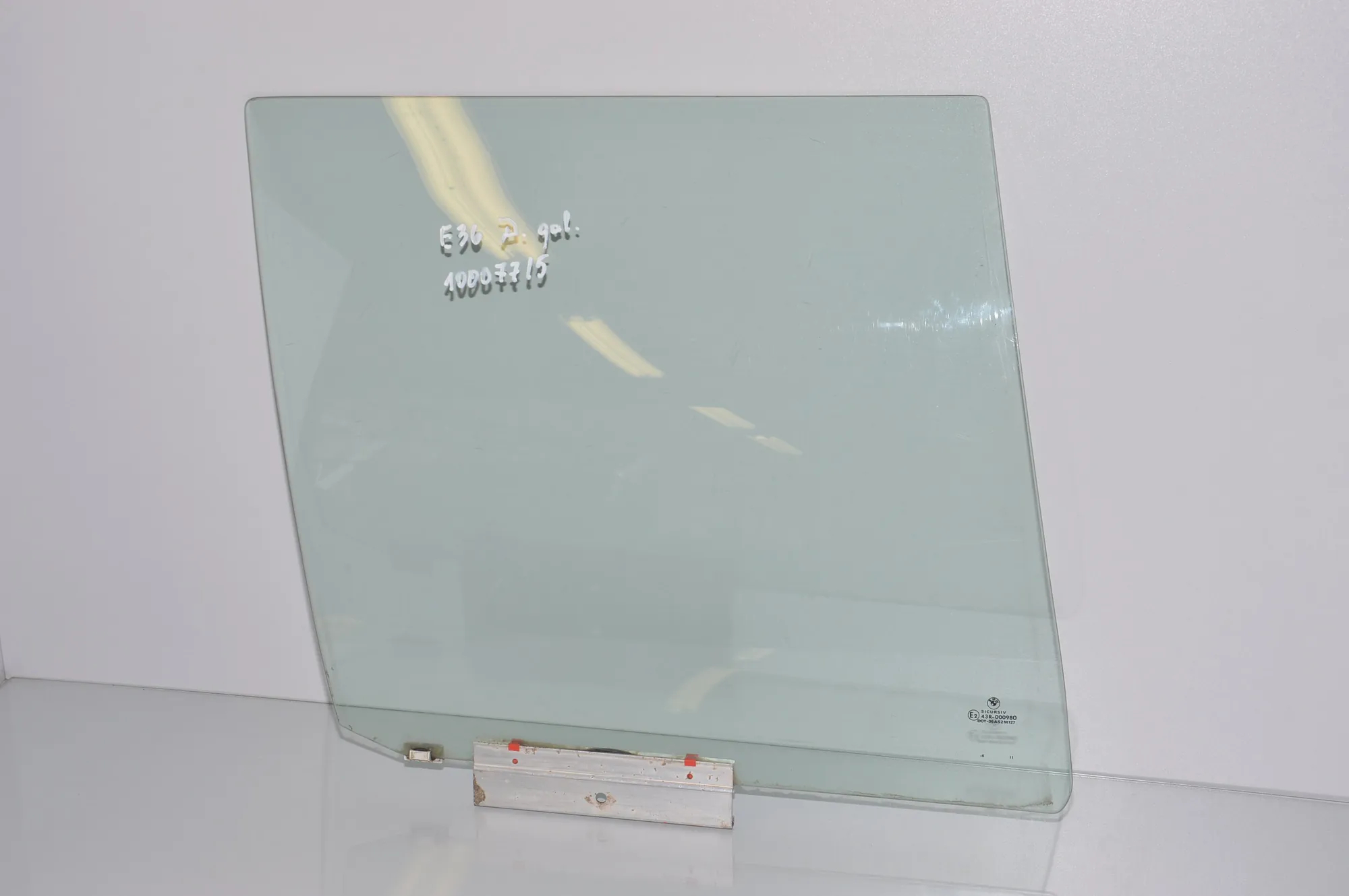 Rear Right Door Window · BMW 3 Touring (E36) 1996 – 2