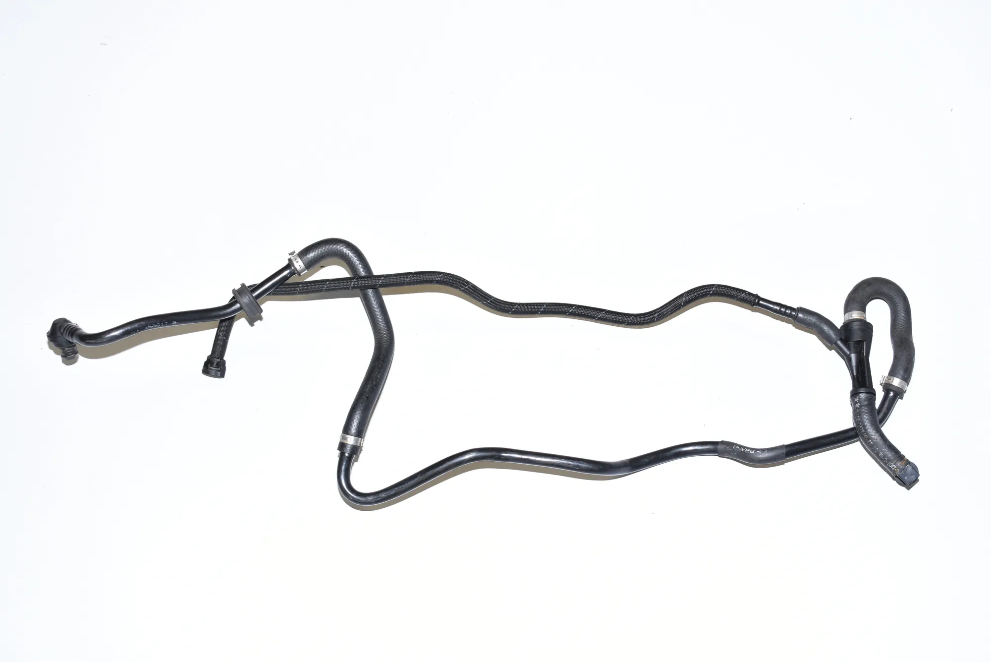 Other tubes – OEM 1440126 · BMW 5 (E39) BMW 5 (E39) 535 i 1998 – 2