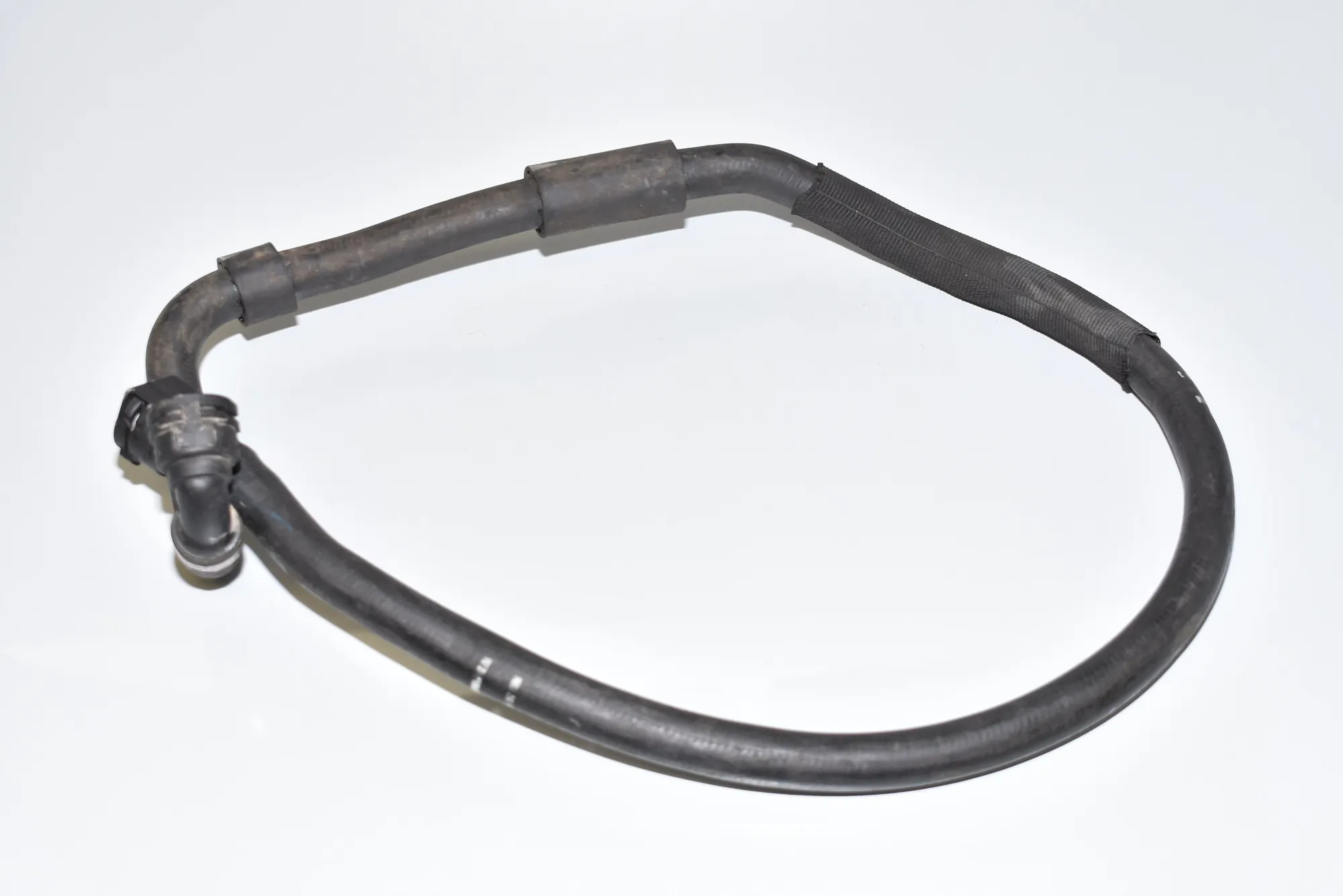 Coolant Hose Pipe – OEM 7805602 · BMW 5 (E60) BMW 5 (E60) 530 d 2006