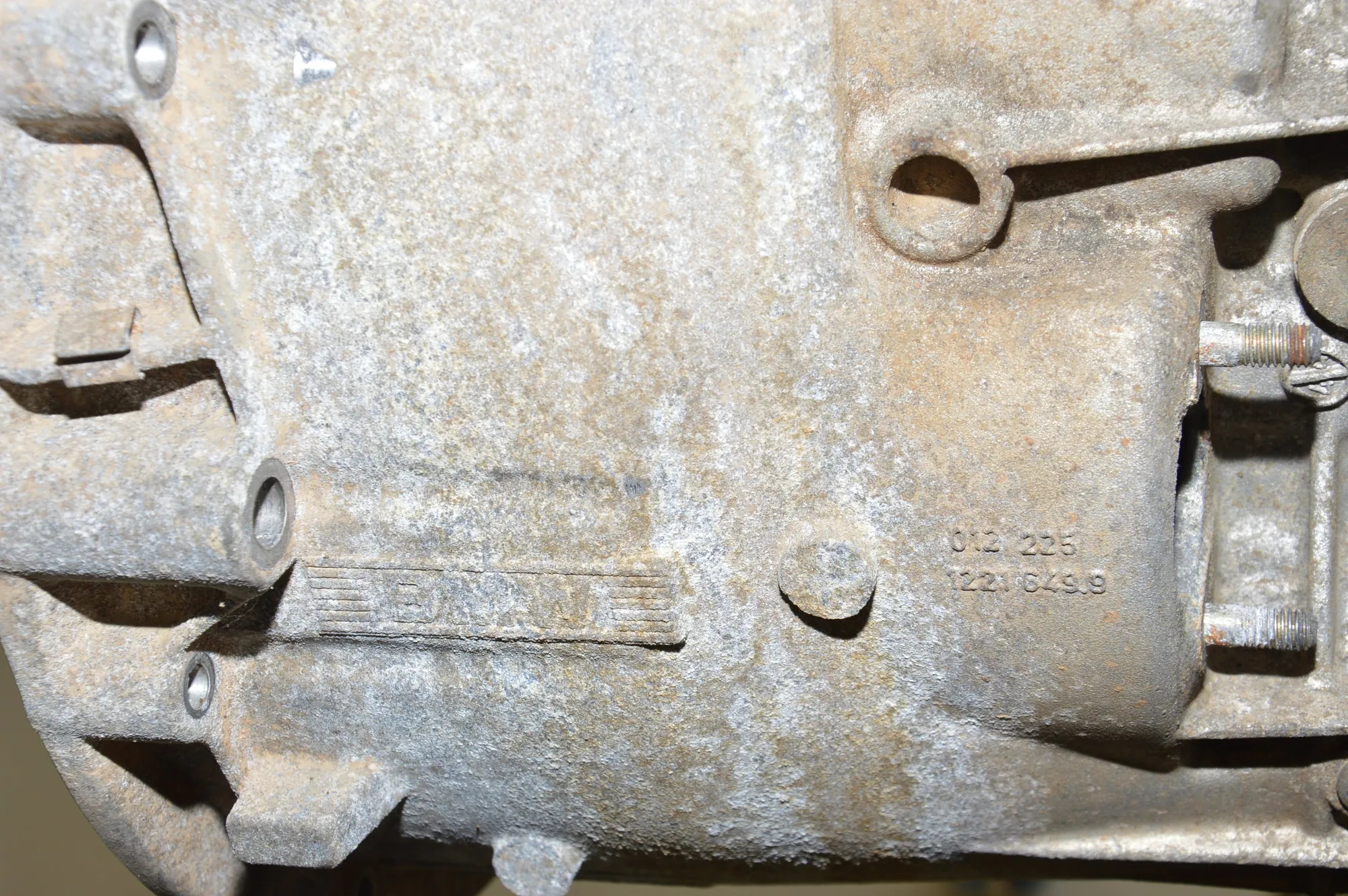 Gearbox – OEM 1221899 · BMW 3 Touring (E36) 1996 – 6