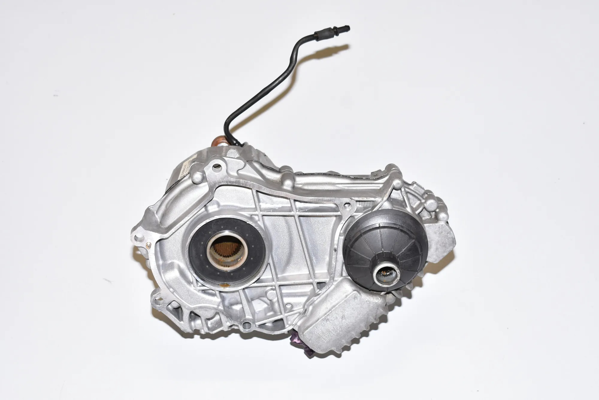 Transfer Box – OEM ATC13-1 · BMW F90 BMW F90 (G30, F90) M5 2018