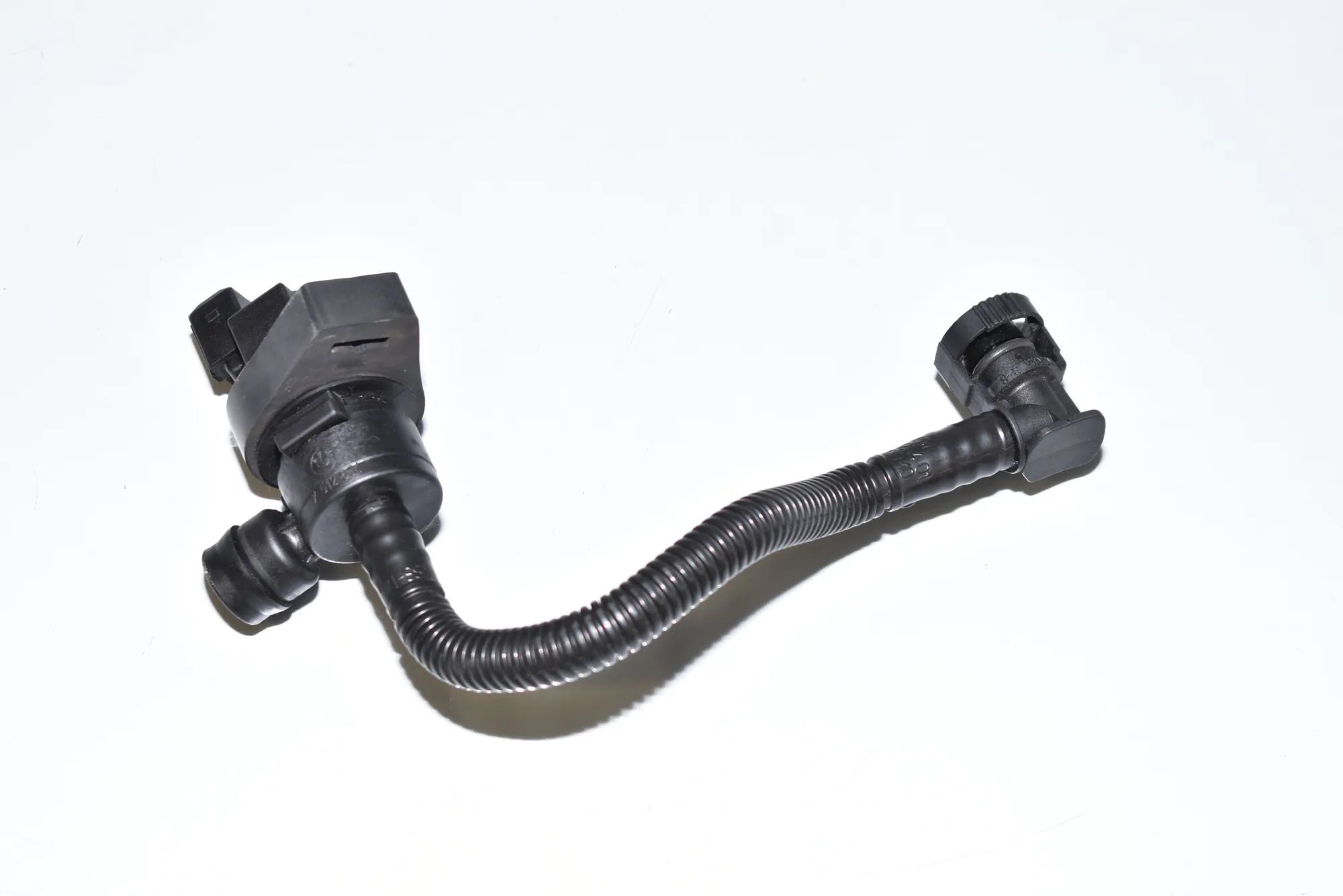 Solenoid Valve – OEM 7512581 · BMW 5 (E60) BMW 5 (E60) 545 i 2005 – 3