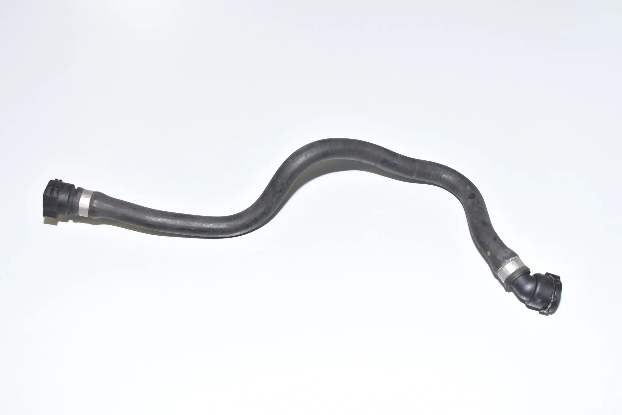 Coolant Hose Pipe – OEM 7508015 · BMW 7 (E65, E66, E67) BMW 7 (E65, E66, E67) 735 i, Li 2003 – 2