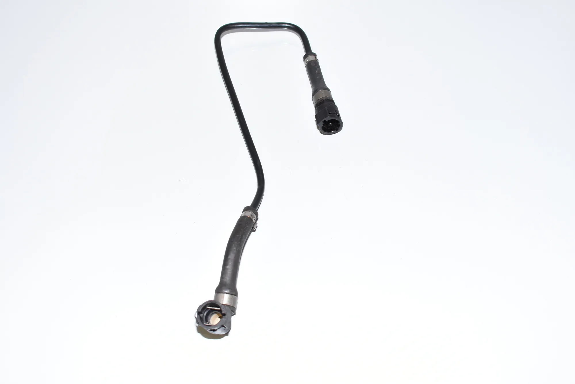 Coolant Hose Pipe – OEM 1439123 · BMW X5 (E53) BMW X5 (E53) 4.6 is 2003 – 3