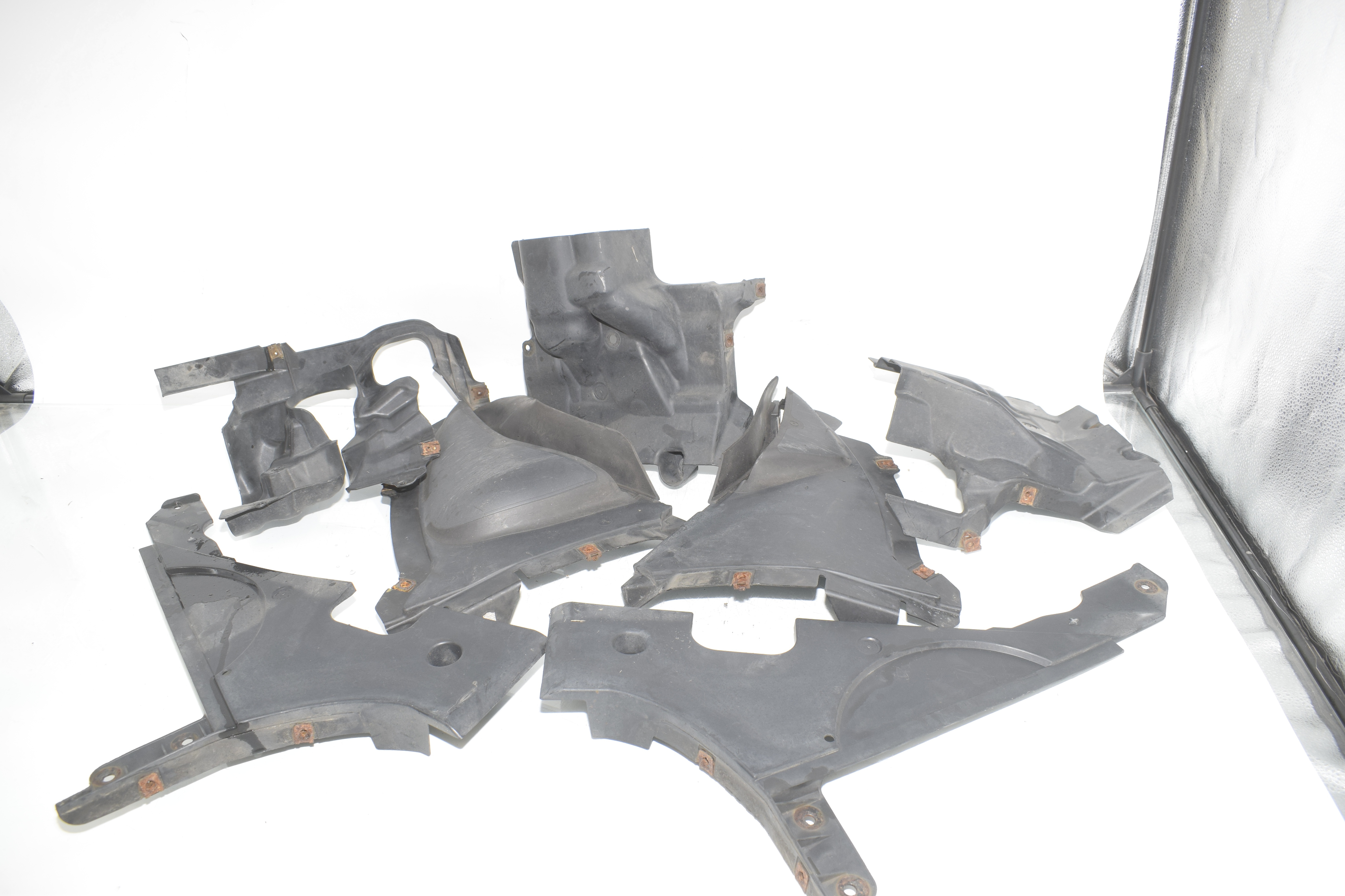 Rear Middle Underbody Cover – OEM 7186722 · BMW 5 Touring (F11) 530 d 2012 – 3