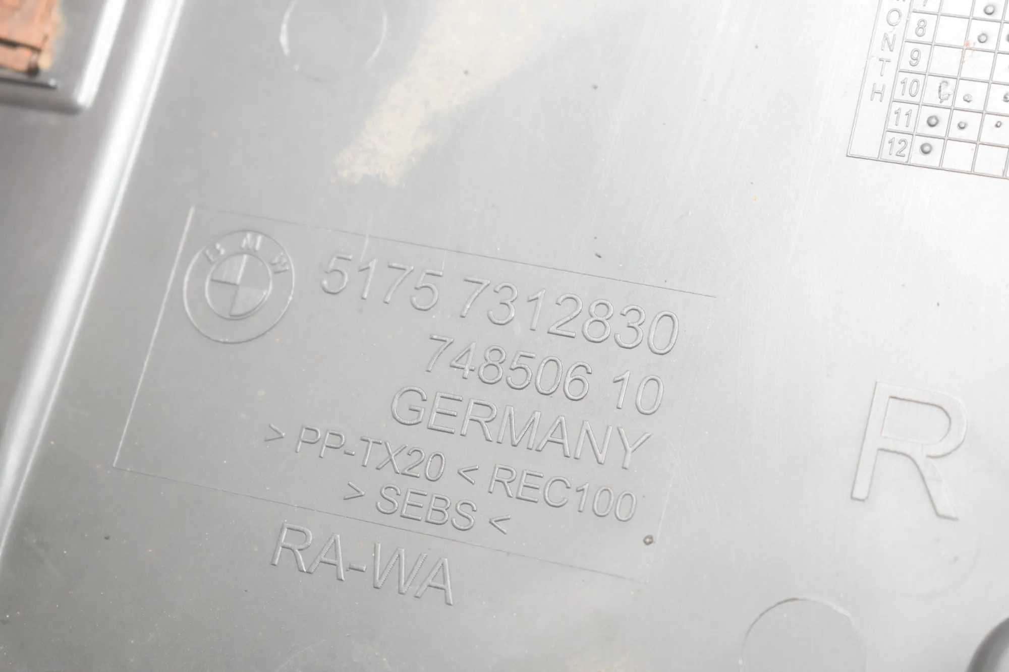 Rear Middle Underbody Cover – OEM 7186722 · BMW 5 Touring (F11) 530 d 2012 – 12