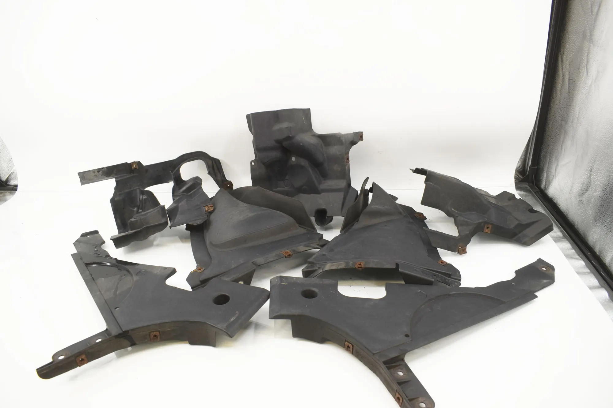 Rear Middle Underbody Cover – OEM 7186722 · BMW 5 Touring (F11) 530 d 2012 – 2