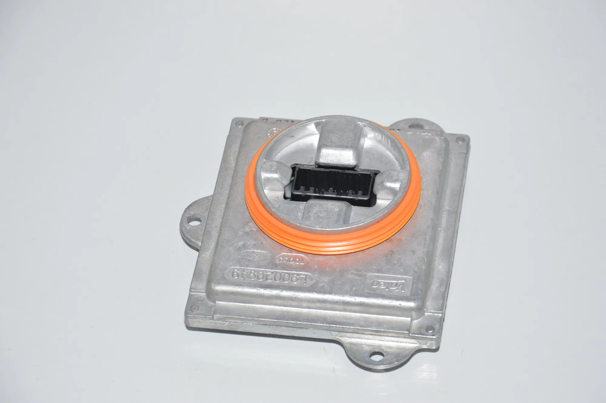 LED Lights Control Unit – OEM 7367751 · BMW i3 (I01) BMW i3 (I01) Hybrid 2016 – 2