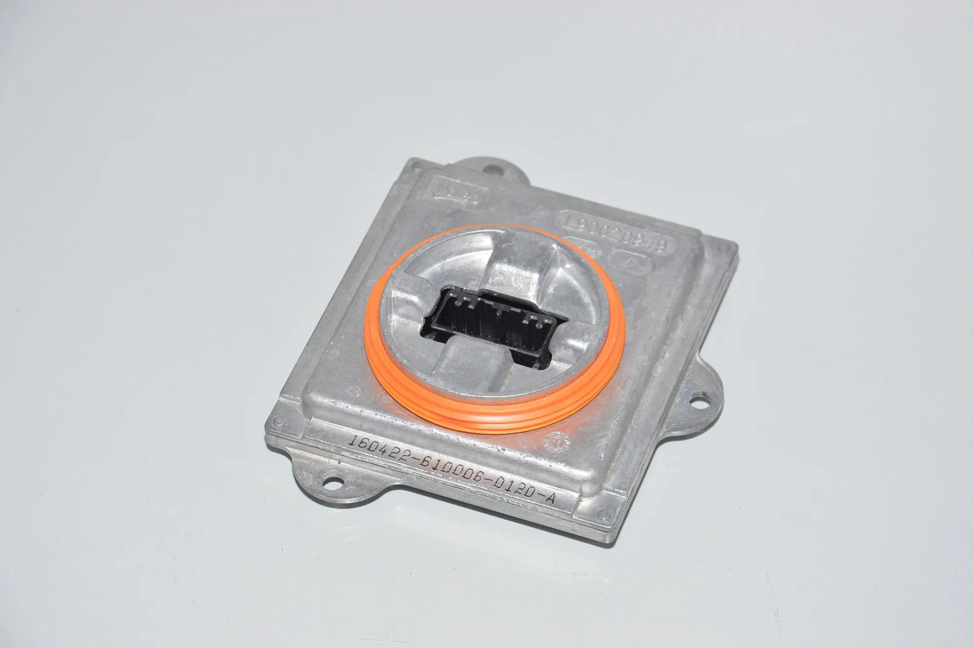 LED Lights Control Unit – OEM 7367751 · BMW i3 (I01) BMW i3 (I01) Hybrid 2016