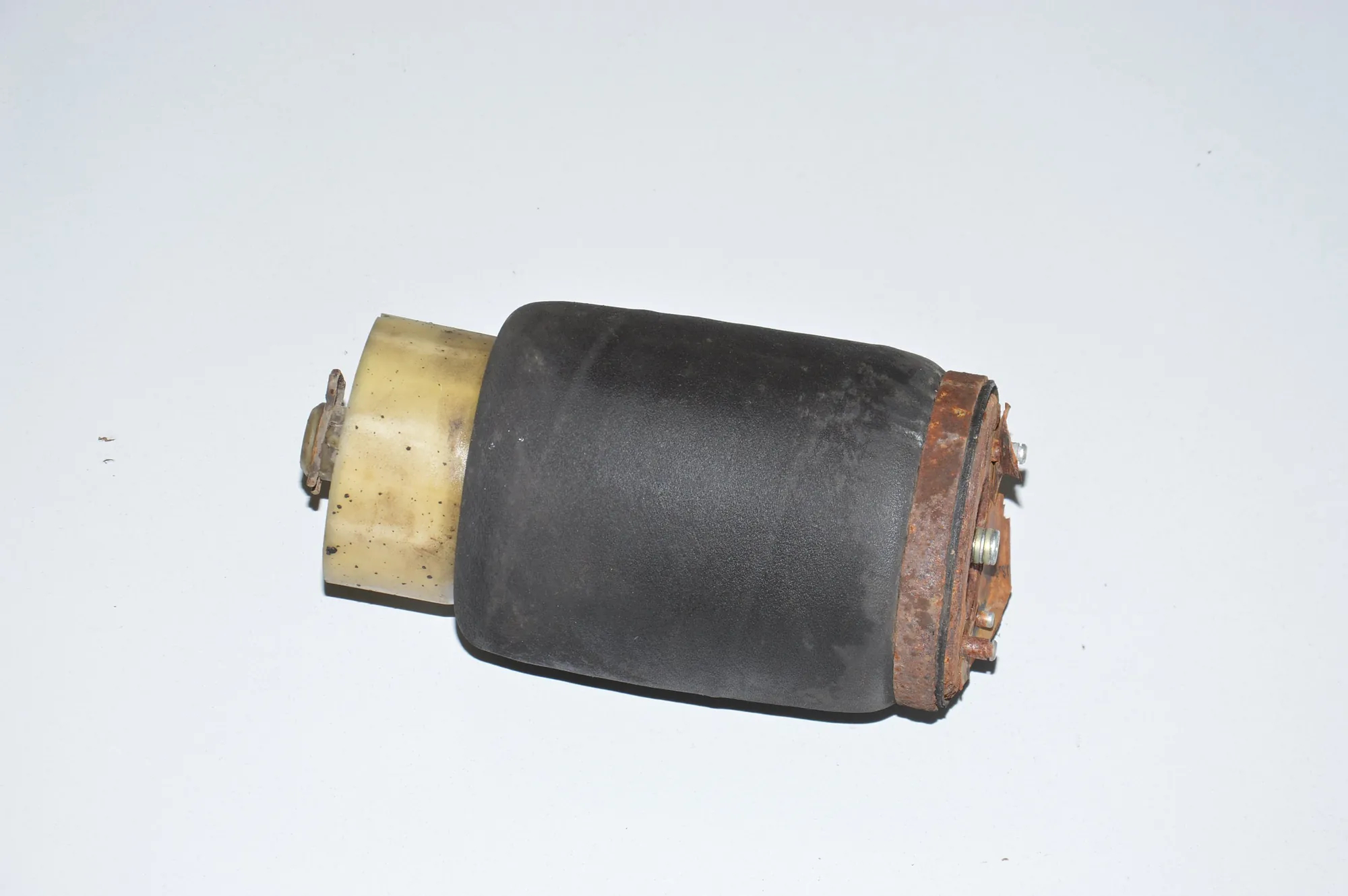 Rear Left Air Suspension Spring Bag – OEM 6750355 · BMW X5 (E53) 3.0 d 2005 – 2