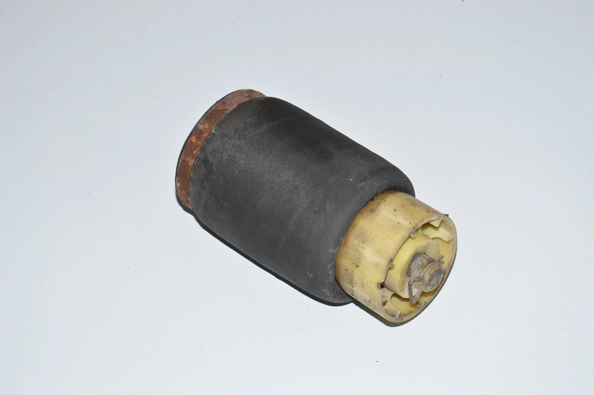 Rear Left Air Suspension Spring Bag – OEM 6750355 · BMW X5 (E53) 3.0 d 2005 – 4