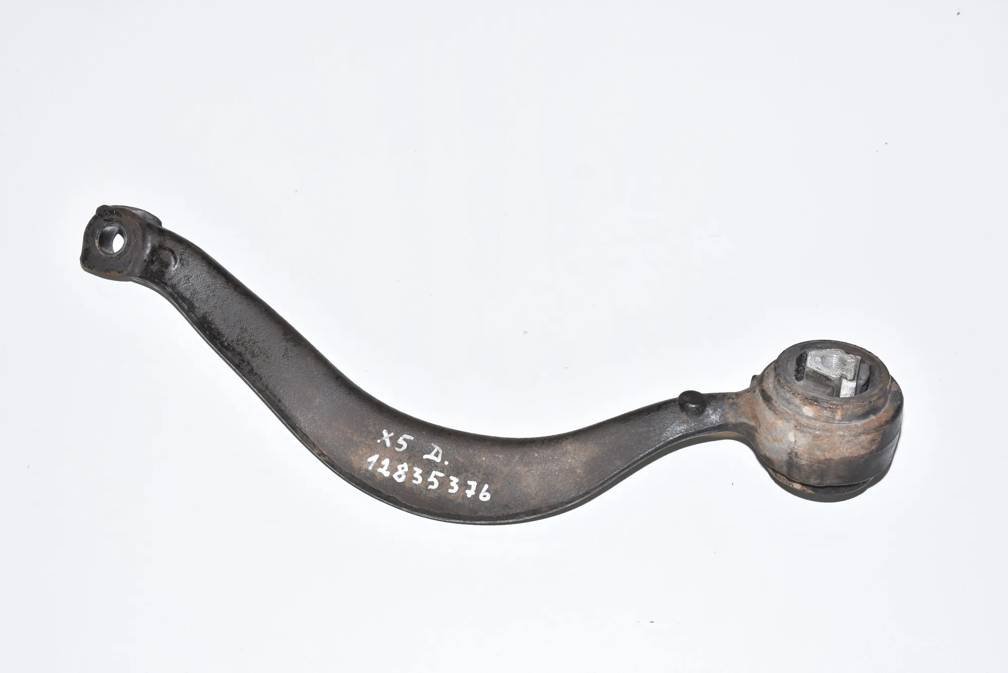 Front Right Curved Control Arm · BMW X5 (E53) 4.6 is 2002