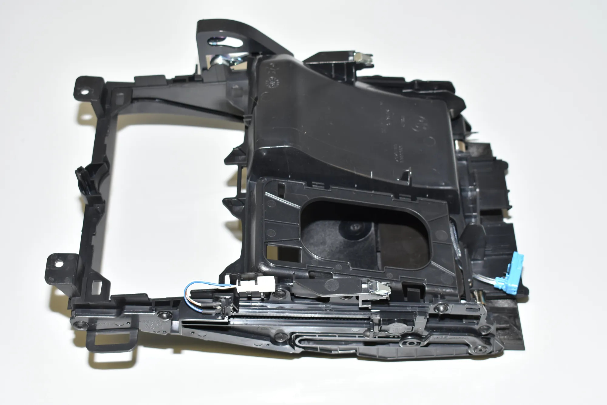 Other Interior Parts – OEM 9399863 · BMW X7 (G07) BMW X7 (G07) xDrive 30 d 2020 – 3