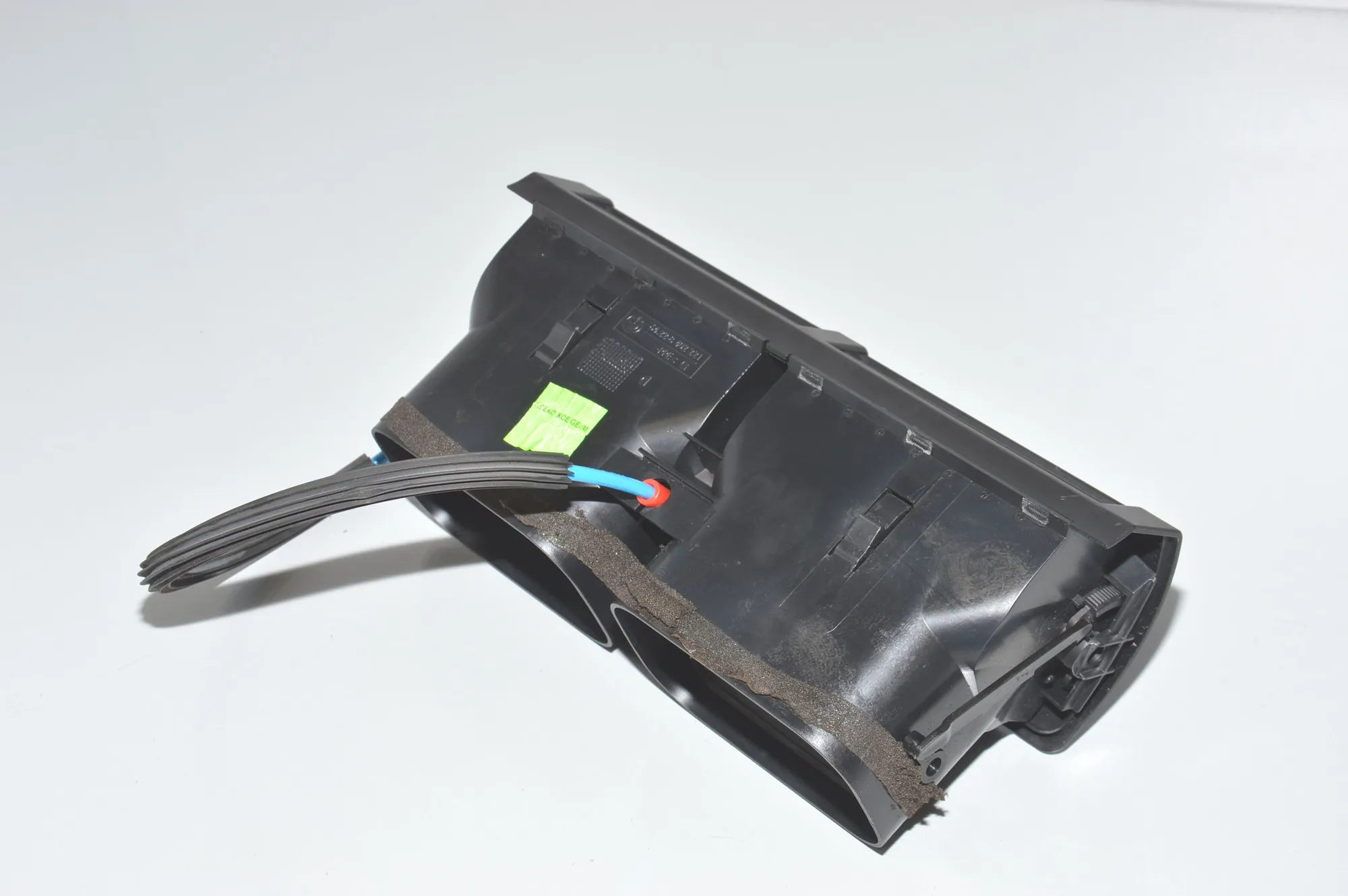 Dashboard Air Vents – OEM 8402221 · BMW X5 (E53) 4.6 is 2002 – 4