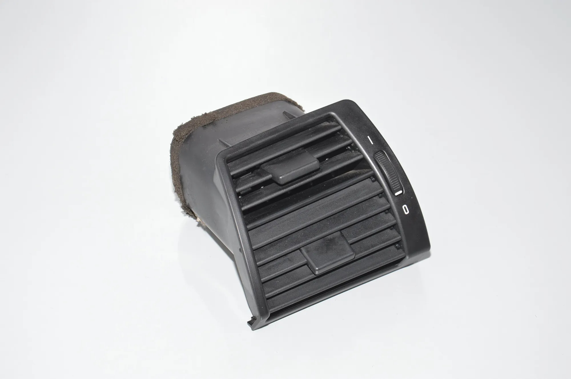 Dashboard Air Vents – OEM 8402215 · BMW X5 (E53) 4.6 is 2002 – 2