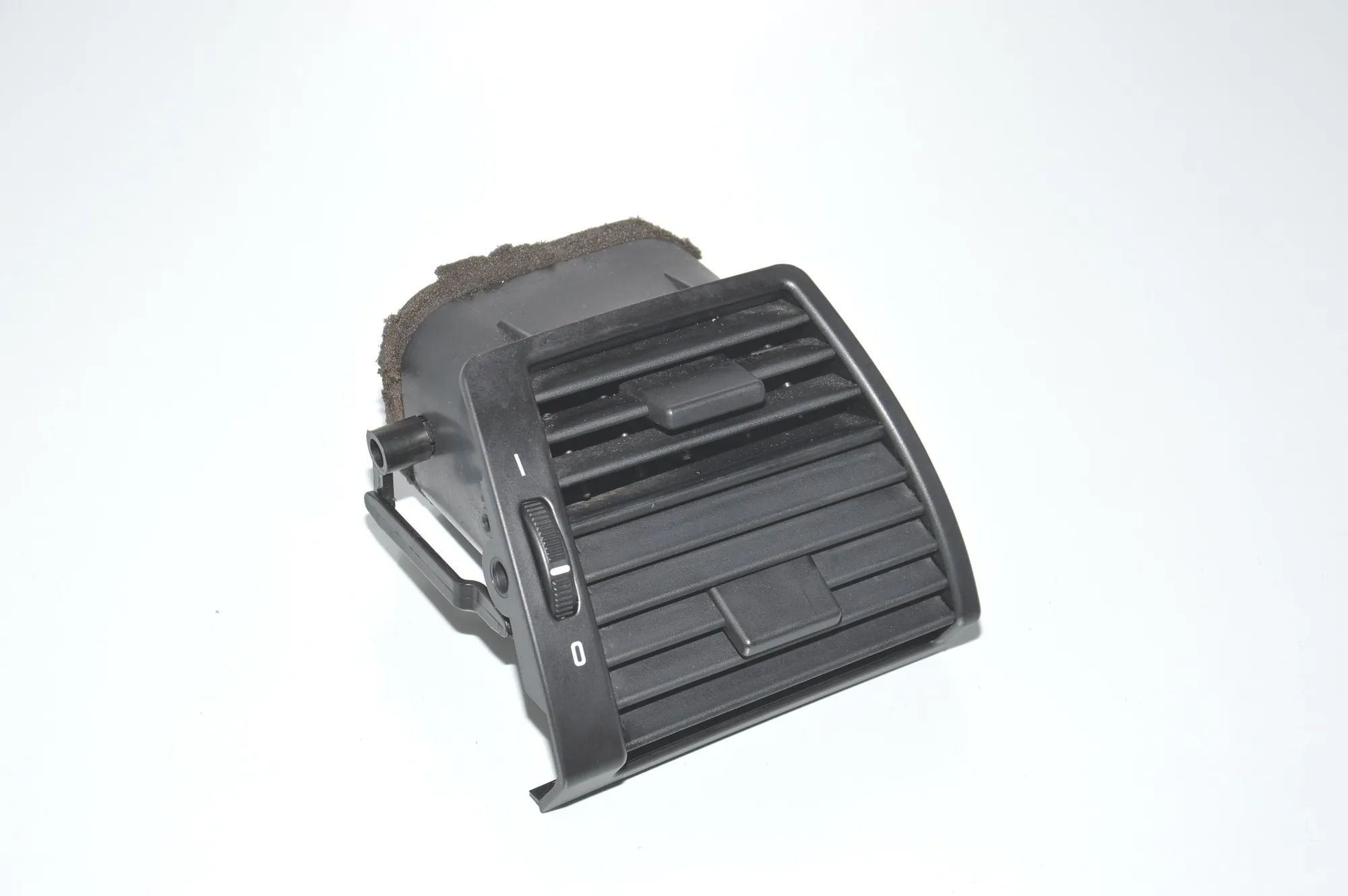 Dashboard Air Vents – OEM 8402216 · BMW X5 (E53) 4.6 is 2002