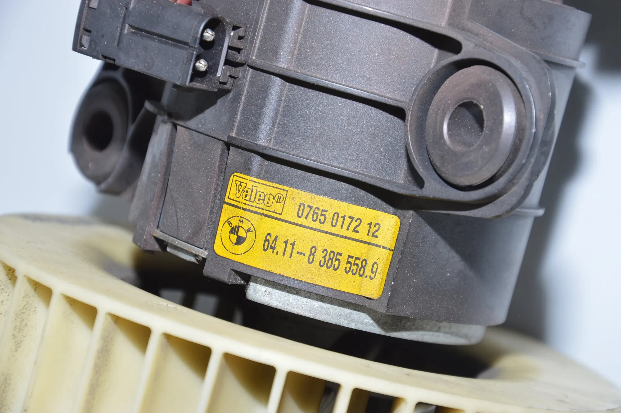 Heater Blower Fan – OEM 8385558 · BMW X5 (E53) 4.6 is 2002 – 5