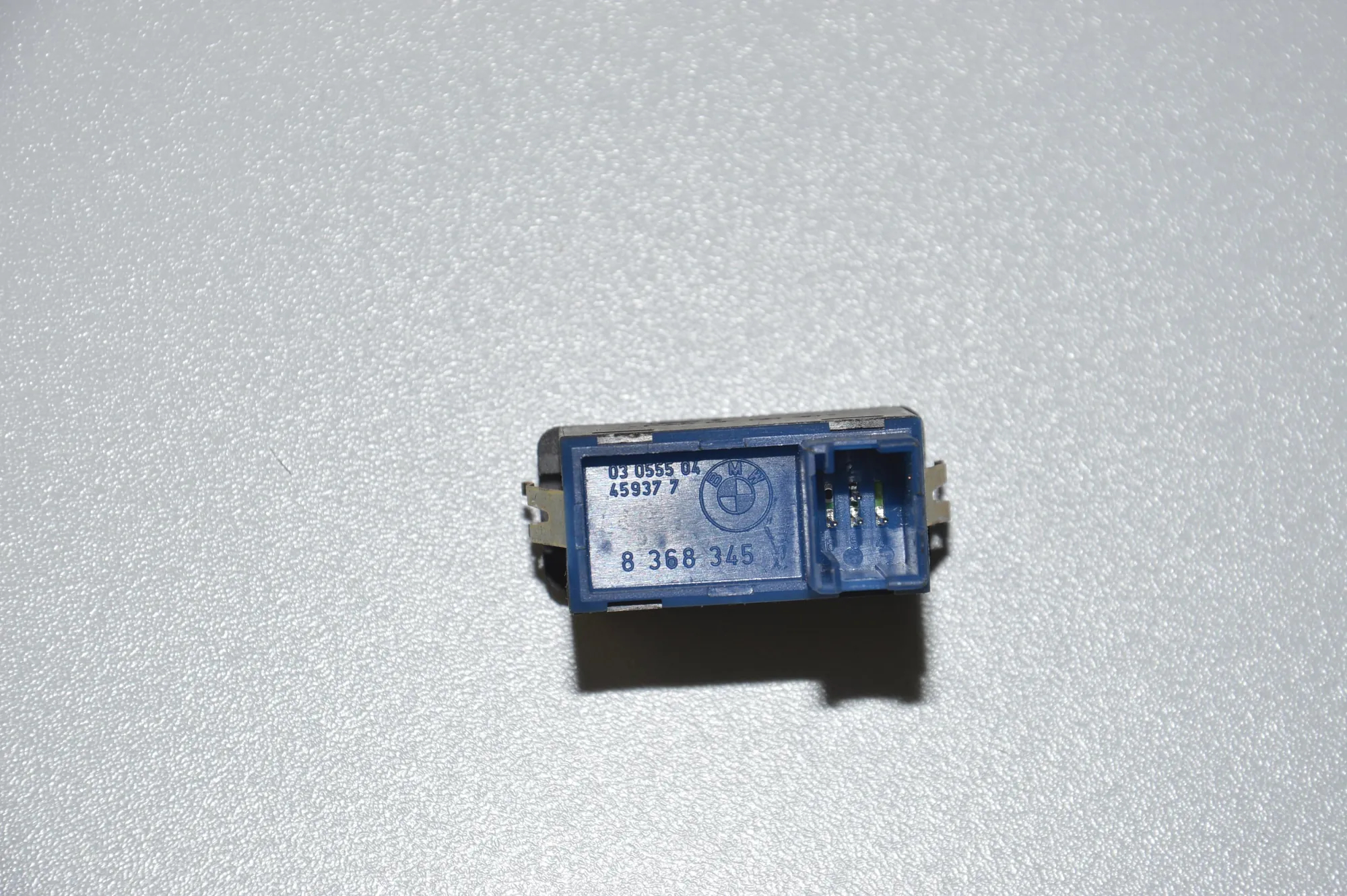 Switches – OEM 8368345 · BMW X5 (E53) 4.6 is 2002 – 5