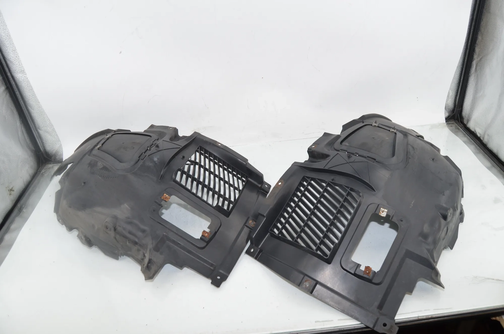 Front Right Arch Liner Front Part – OEM 7186727 · BMW 5 Touring (F11) 530 d 2012 – 3
