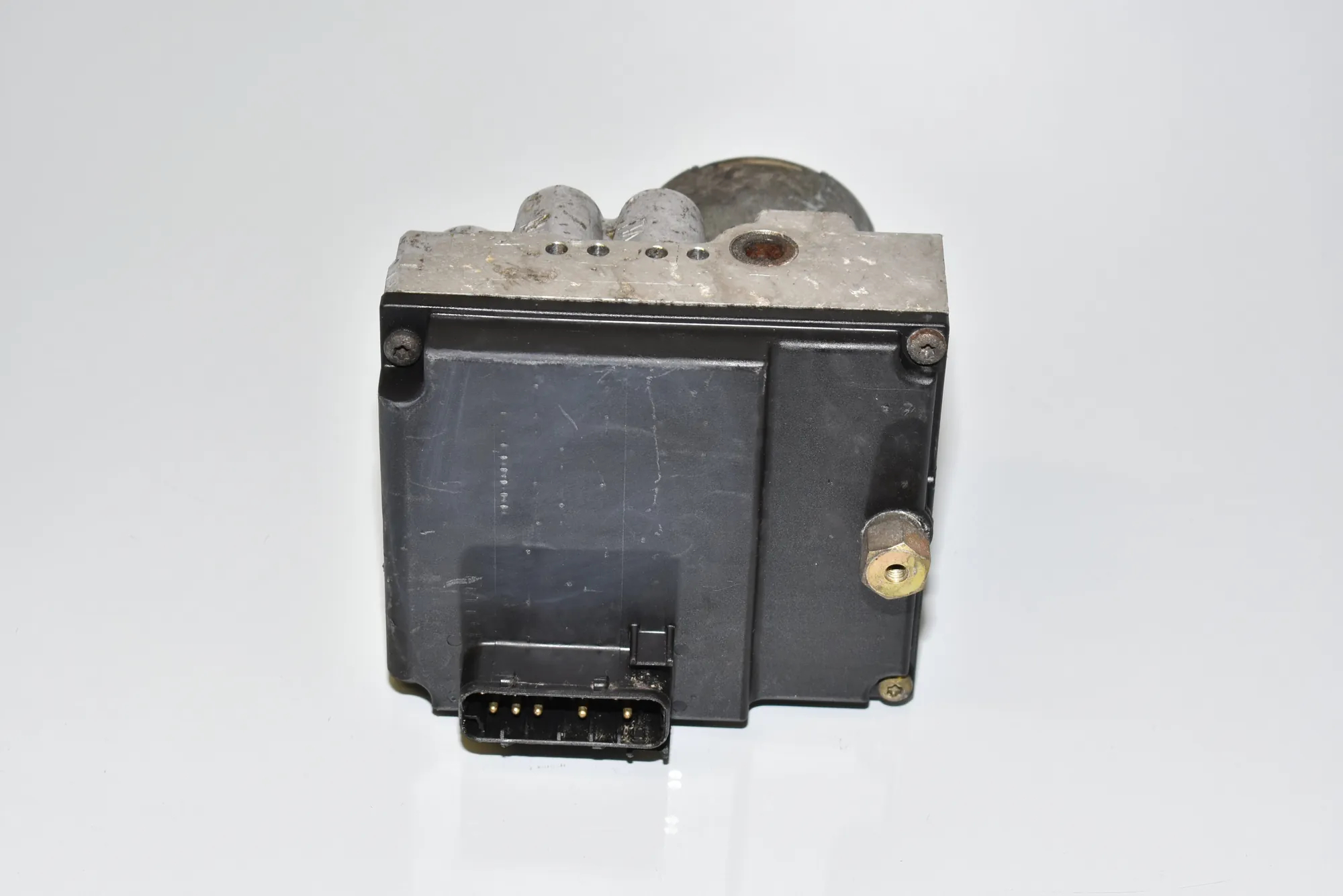 ABS Pump – OEM 0265217000 · BMW 5 (E39) BMW 5 (E39) 528 i 1998 – 2