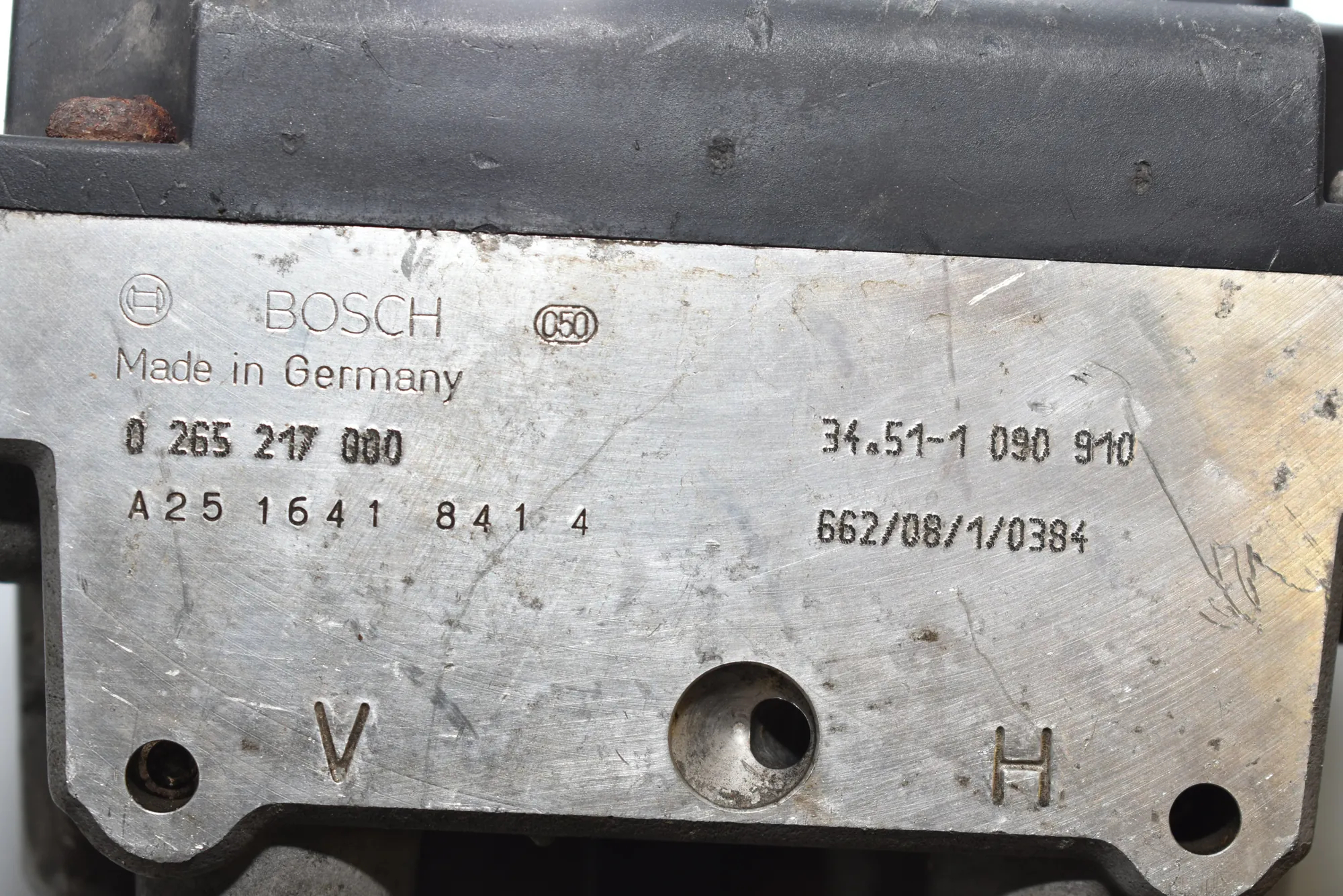 ABS Pump – OEM 0265217000 · BMW 5 (E39) BMW 5 (E39) 528 i 1998 – 4