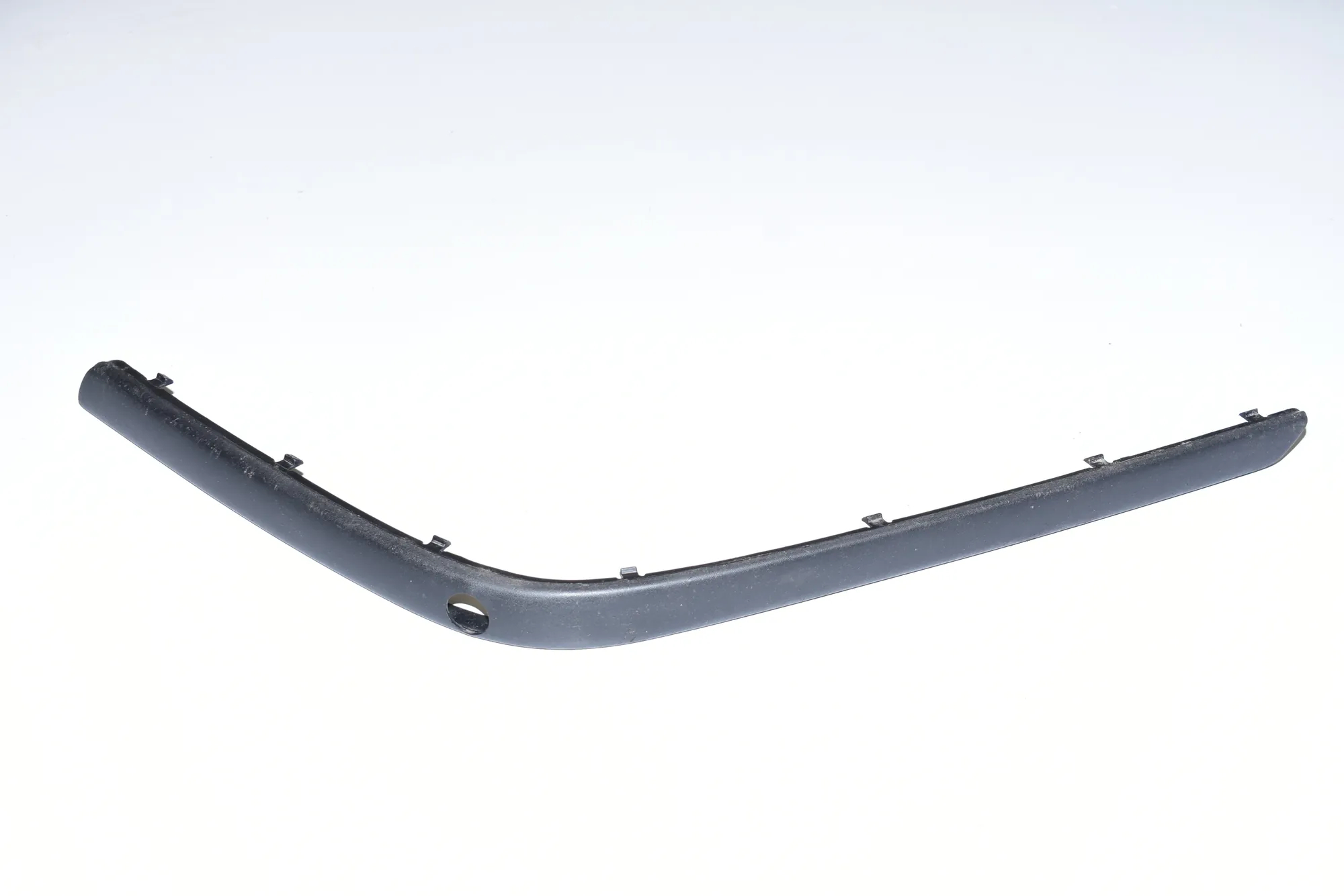 Rear Right Bumper Molding – OEM 2498502 · BMW 5 (E39) BMW 5 (E39) 530 d 2002 – 2