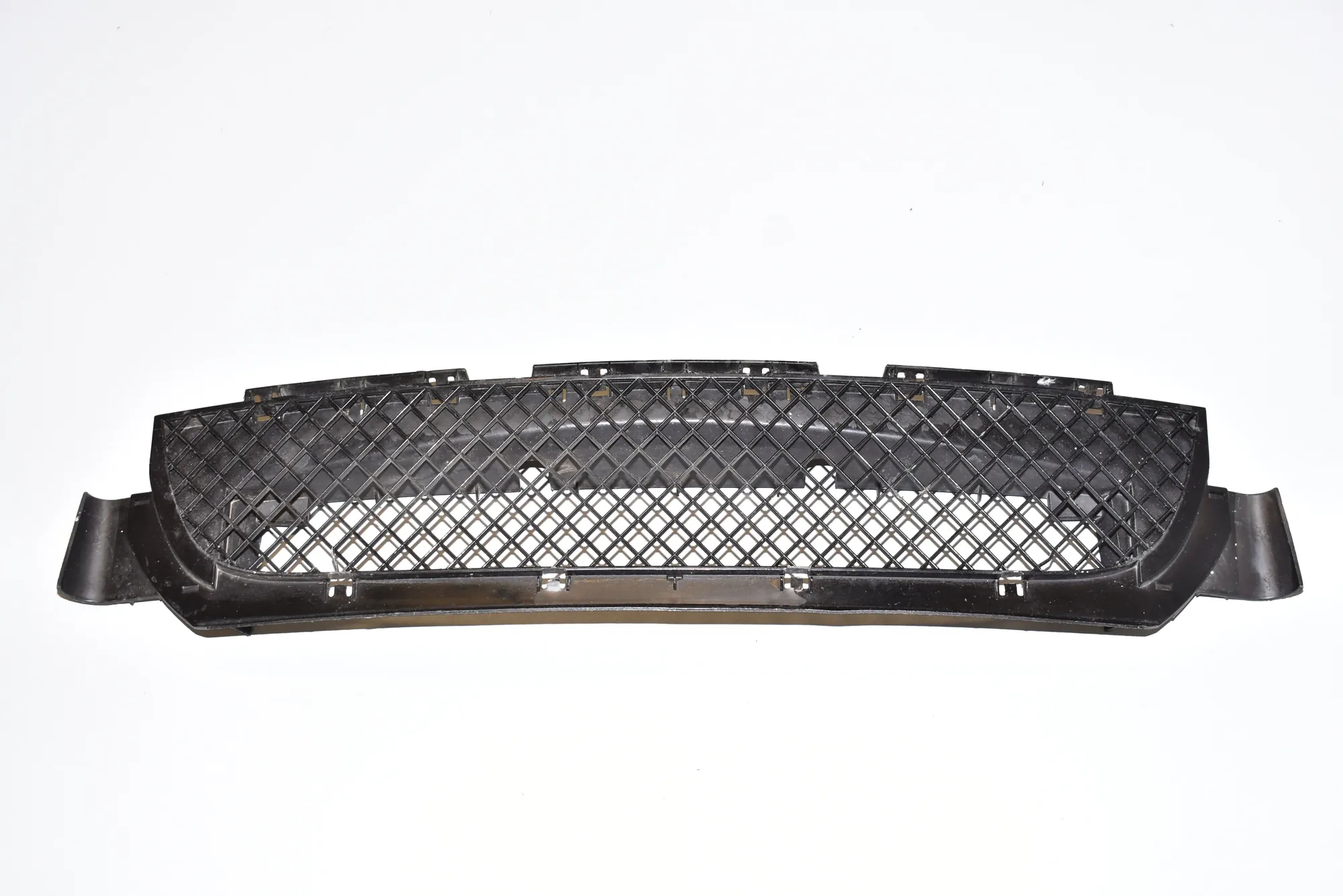 Front Bumper Lower Grill – OEM 7893324 · BMW 3 (E46) BMW 3 (E46) 320 d 2000