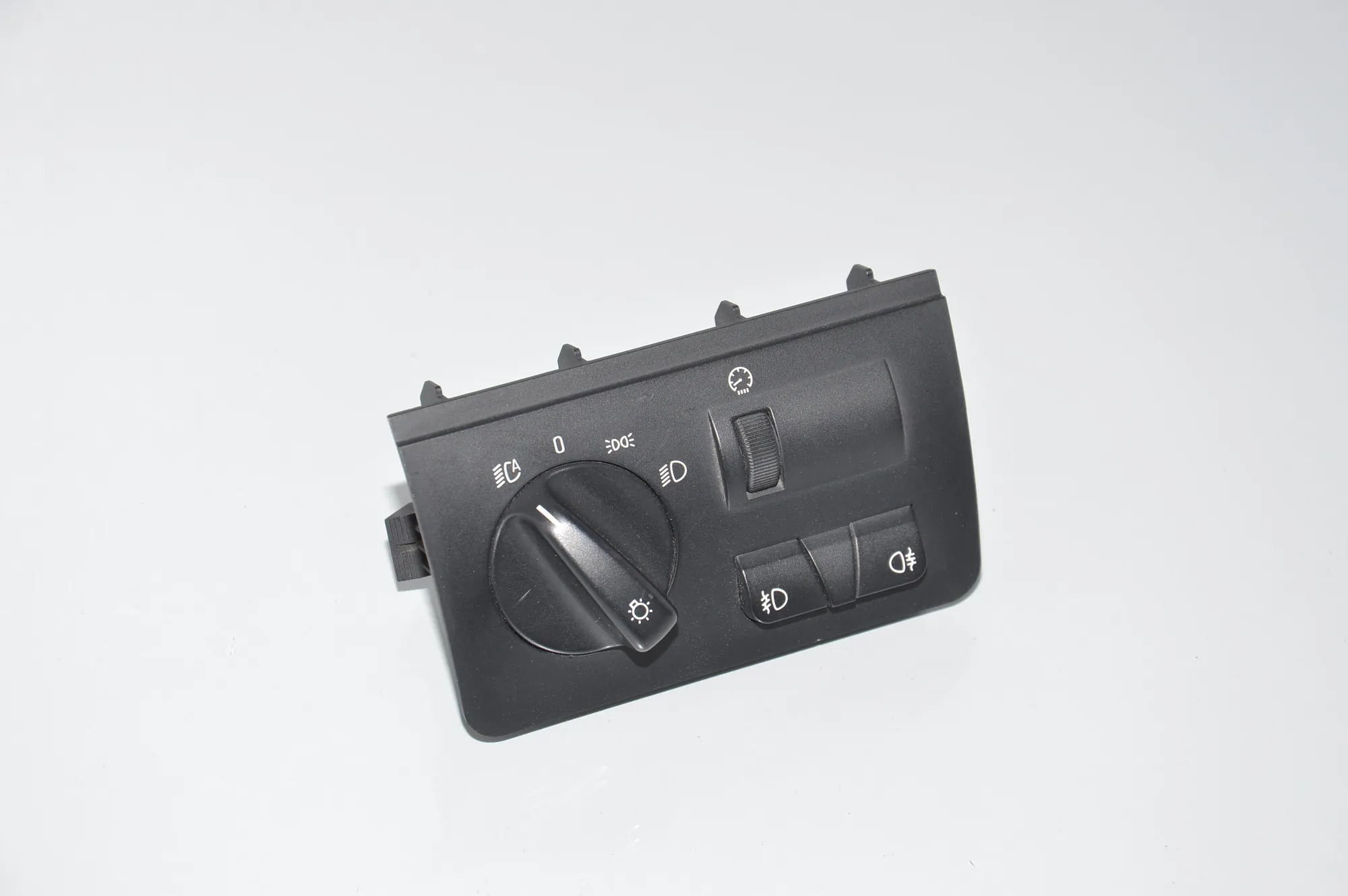 Headlight Switch Control Unit – OEM 6909775 · BMW X5 (E53) 4.6 is 2002