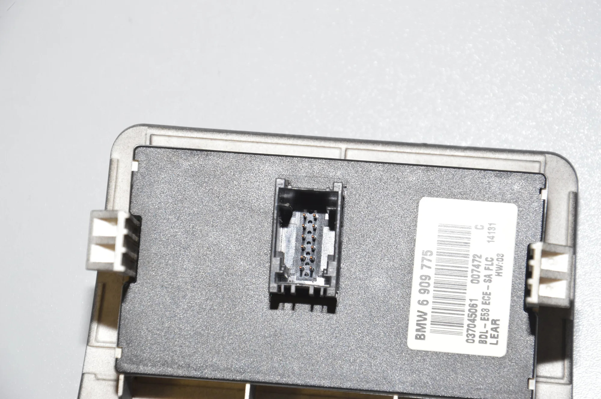 Headlight Switch Control Unit – OEM 6909775 · BMW X5 (E53) 4.6 is 2002 – 6