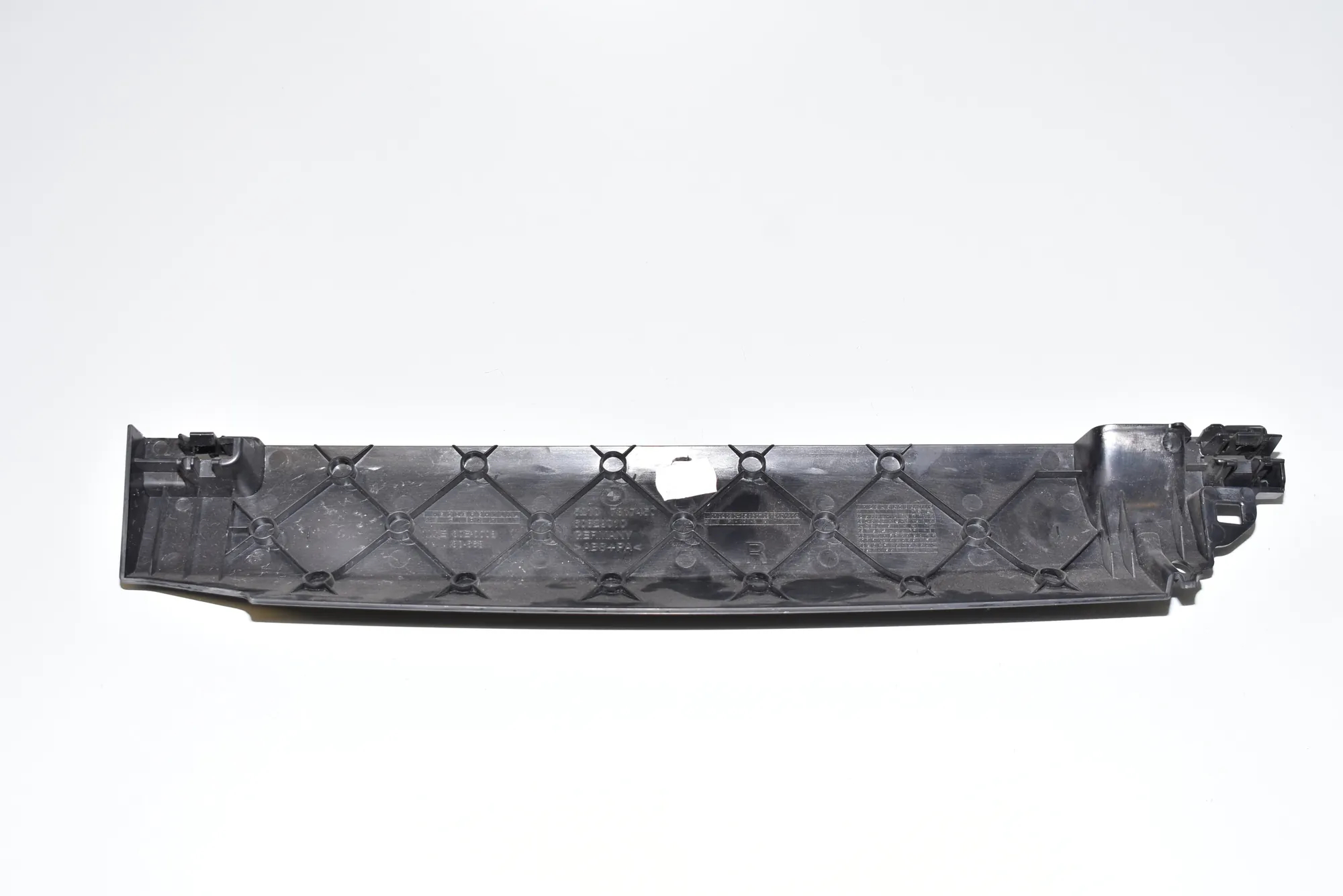 Seat Cover Trim – OEM 7317450 · BMW F90 (2017 - -) (G30, F90) M5 2019 – 3