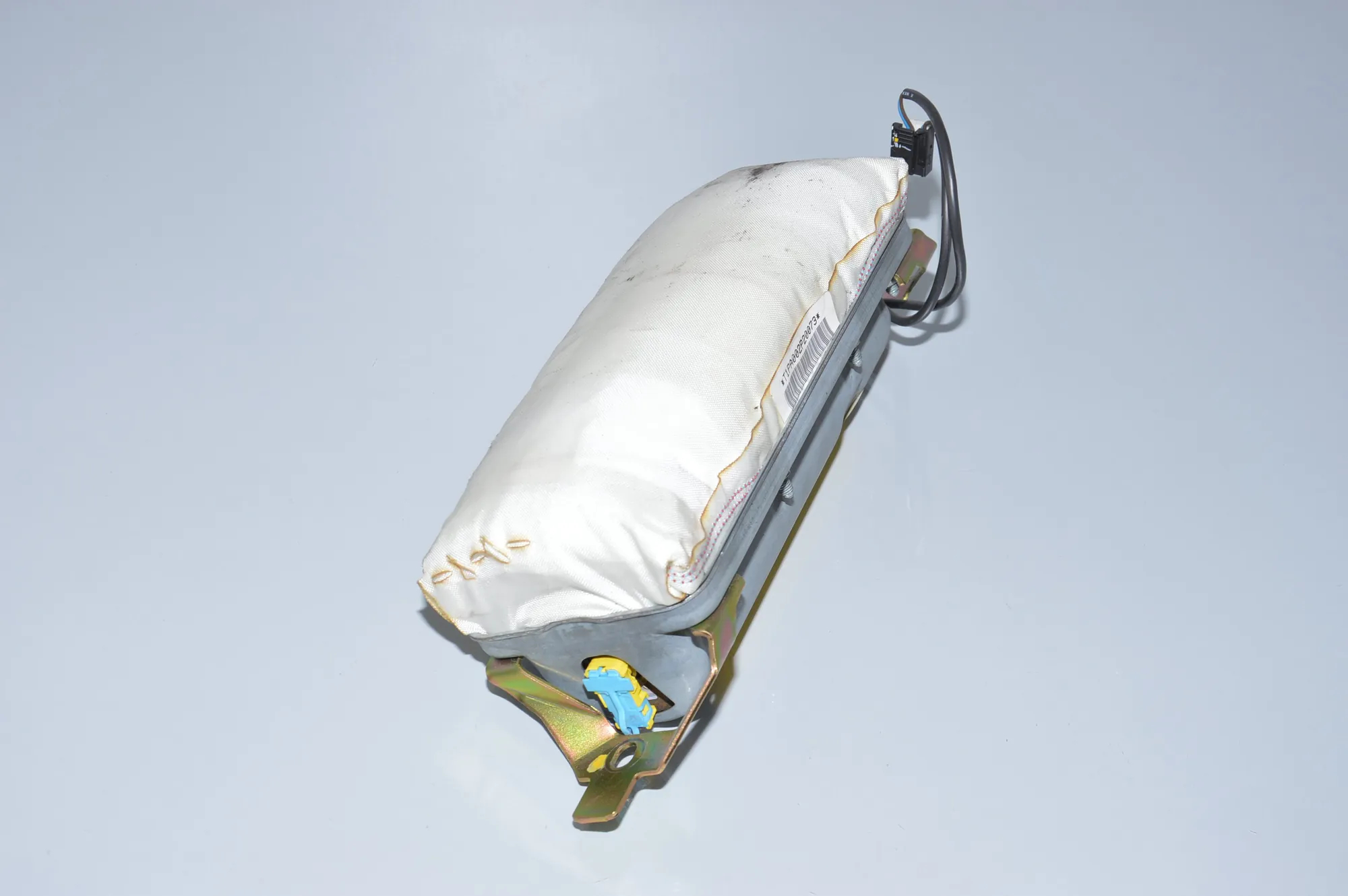 Dashboard Safety Bag SRS – OEM 8402260 · BMW X5 (E53) 4.6 is 2002 – 3