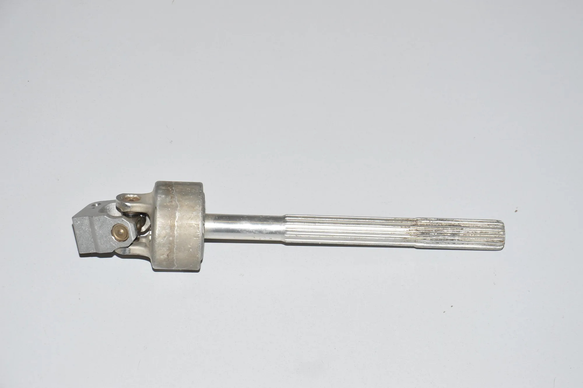 Steering Column Shaft Joint – OEM 237334 · BMW 5 (E60) BMW 5 (E60) 523 i 2005 – 2