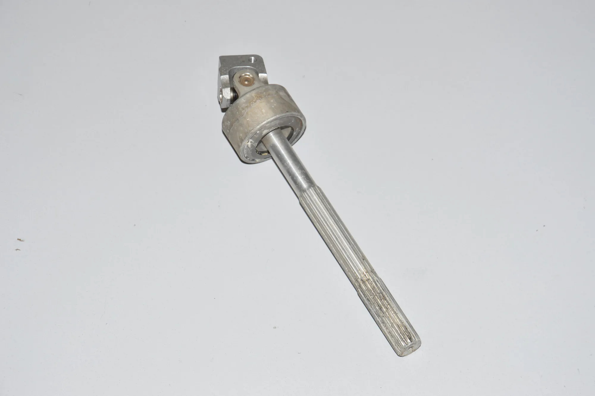 Steering Column Shaft Joint – OEM 237334 · BMW 5 (E60) BMW 5 (E60) 523 i 2005 – 3