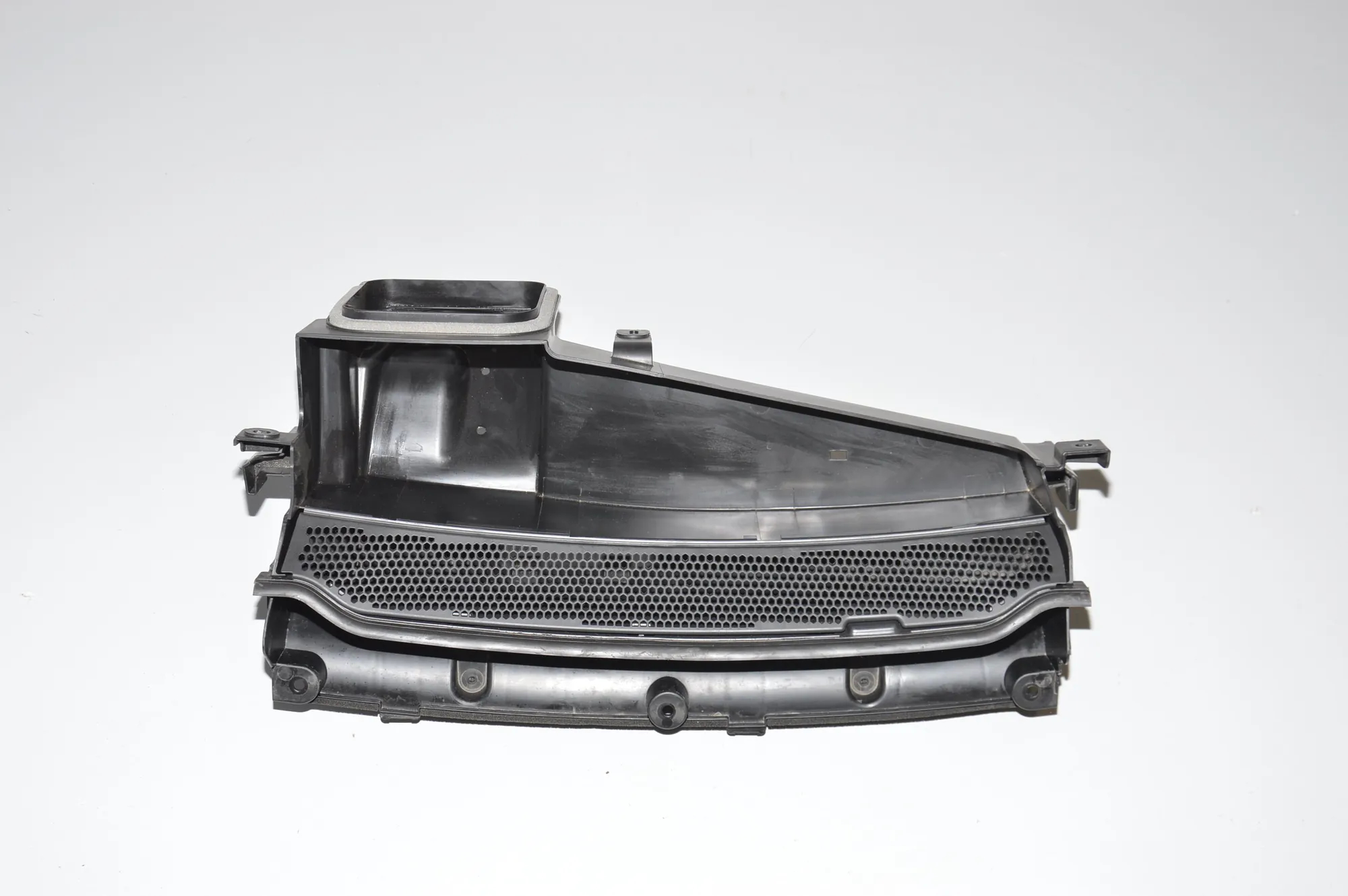 Other Body Parts – OEM 9266839 · BMW i3 (I01) Electric 2019
