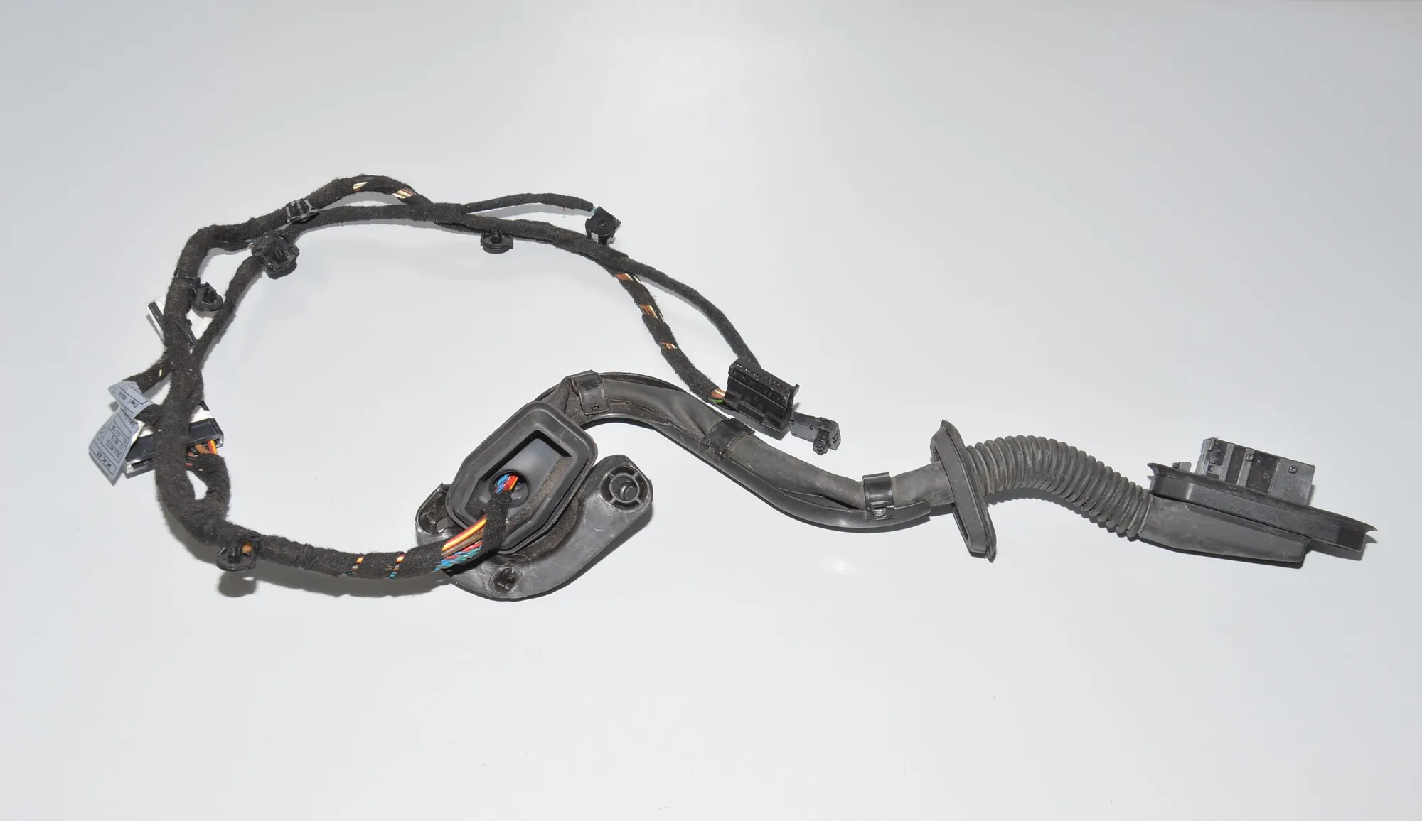 Rear Right Door Wiring – OEM 6913164 · BMW 7 (E65, E66, E67) BMW 7 (E65, E66, E67) 745 i, Li 2002