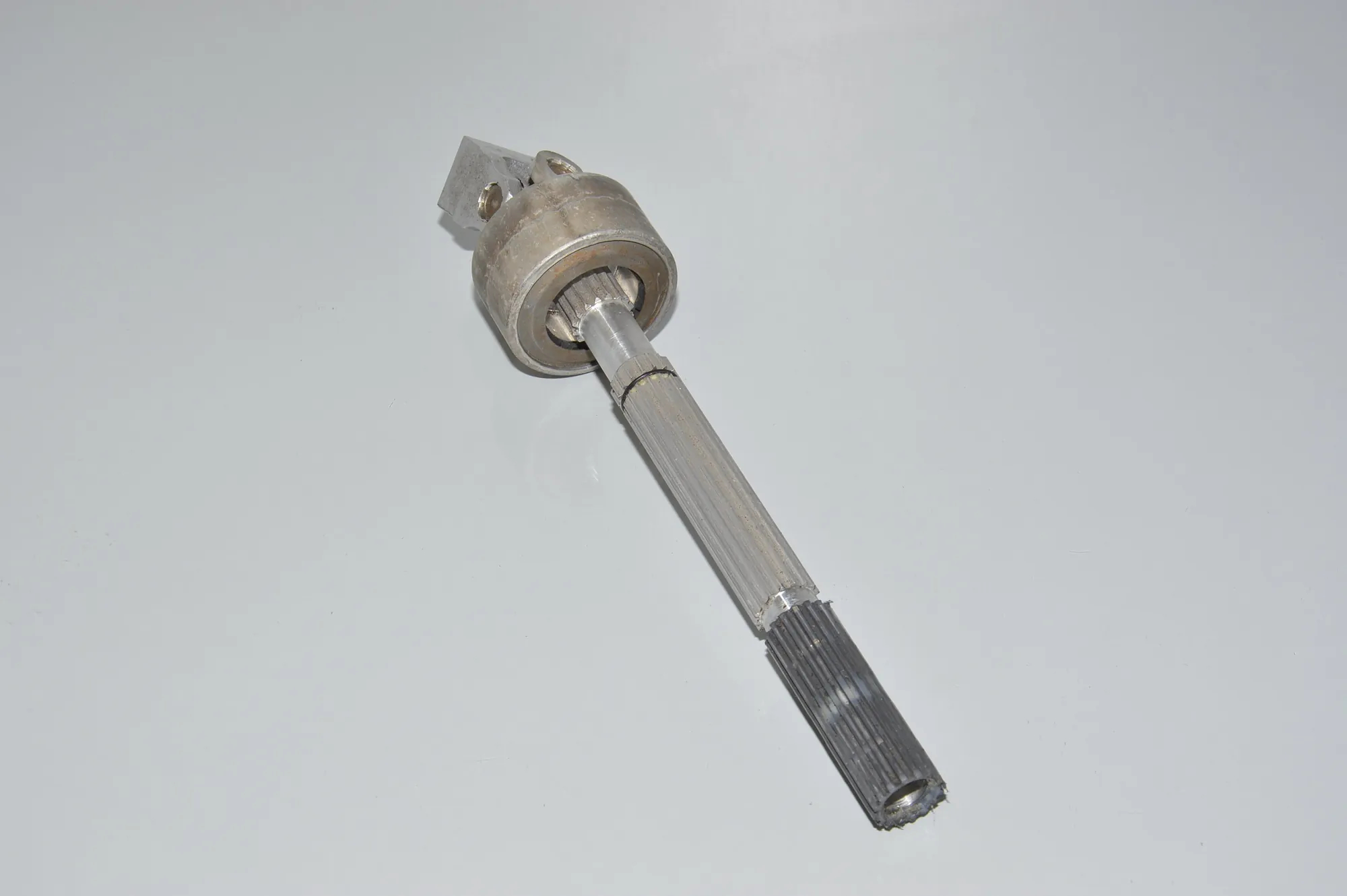 Steering Column Shaft Joint – OEM 22201054521 · BMW 5 Touring (E61) BMW 5 Touring (E61) 525 i 2005 – 4