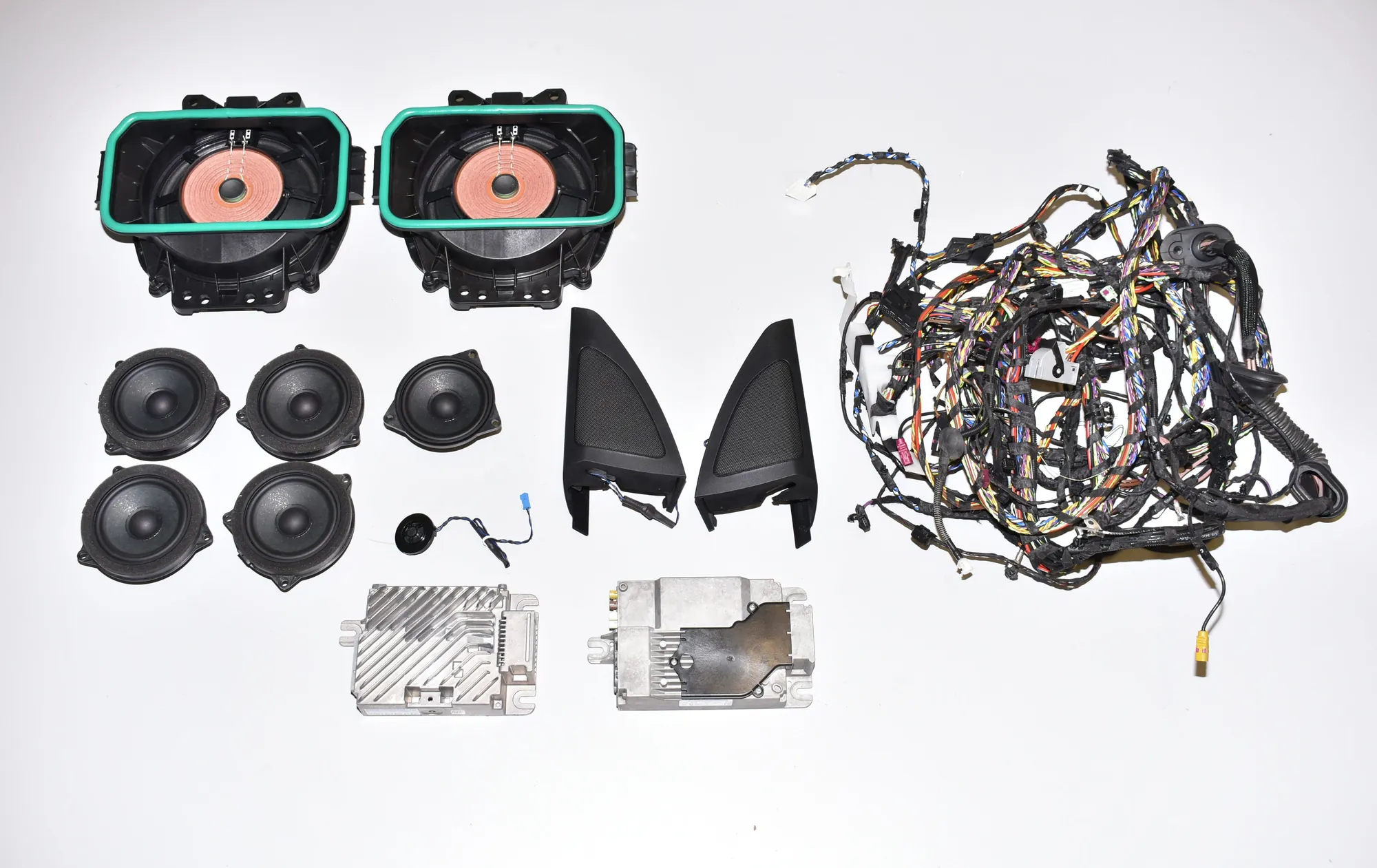 Sound Audio System Set – OEM 2622515 · BMW X7 (G07) BMW X7 (G07) xDrive 30 d 2019