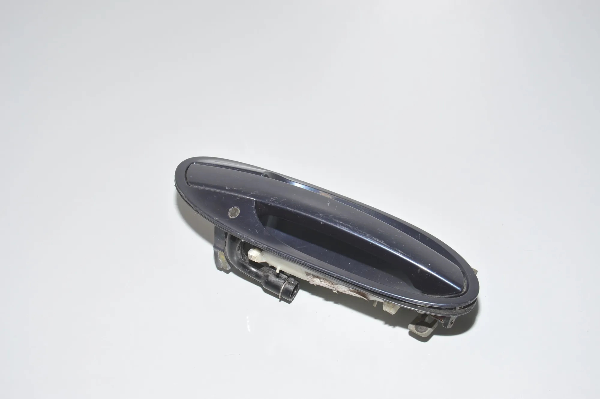 Rear Right Door Exterior Handle · BMW 7 (E65, E66, E67) BMW 7 (E65, E66, E67) 745 i, Li 2003 – 2