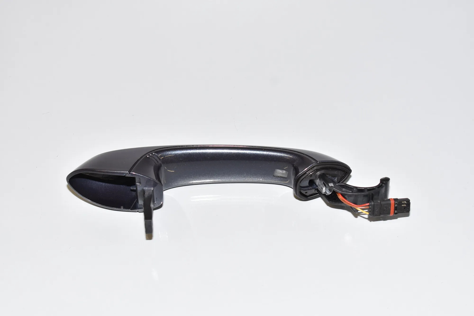 Rear Left Door Exterior Handle – OEM 8499343 · BMW X7 (G07) BMW X7 (G07) xDrive 30 d 2020 – 3
