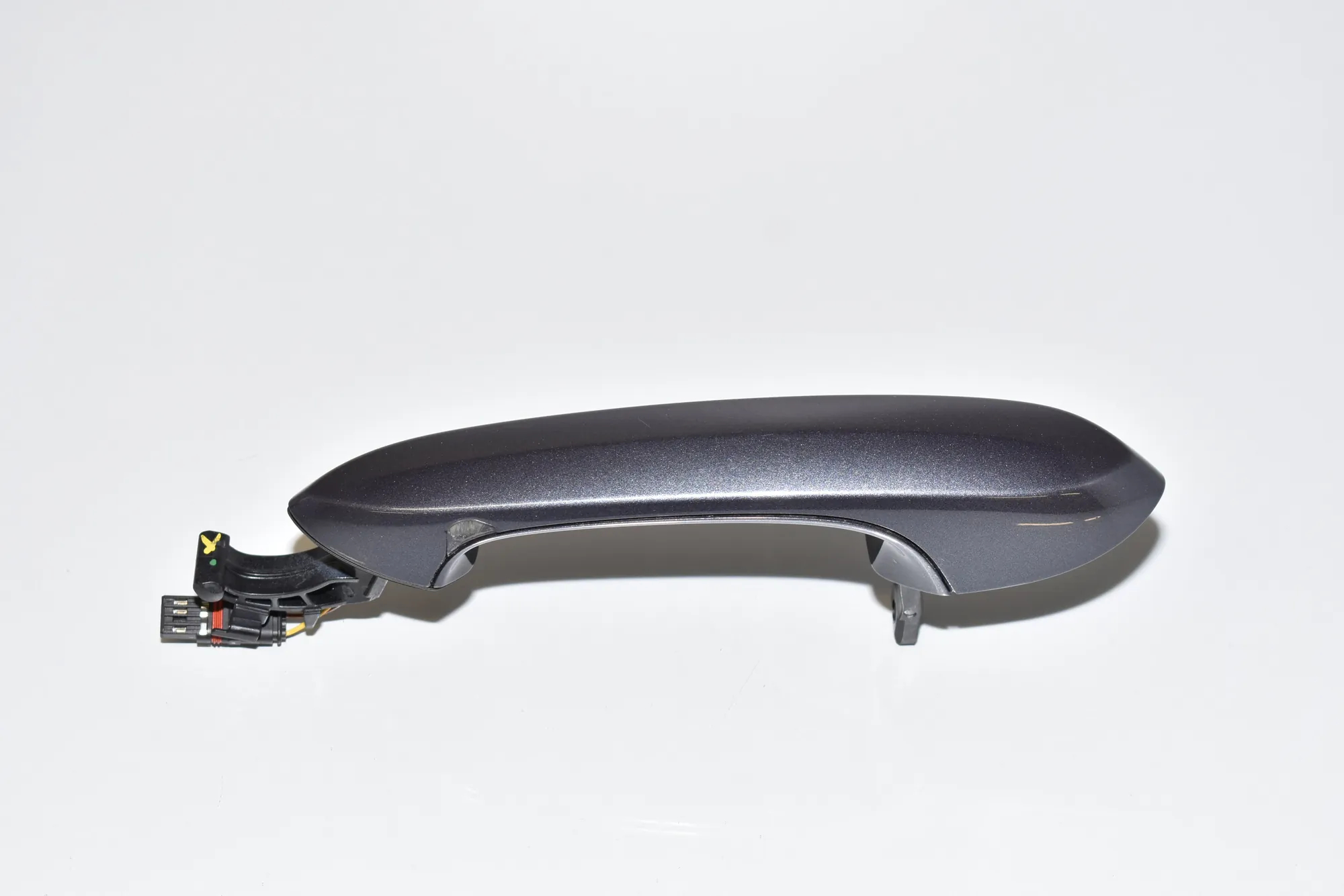 Rear Left Door Exterior Handle – OEM 8499343 · BMW X7 (G07) BMW X7 (G07) xDrive 30 d 2020